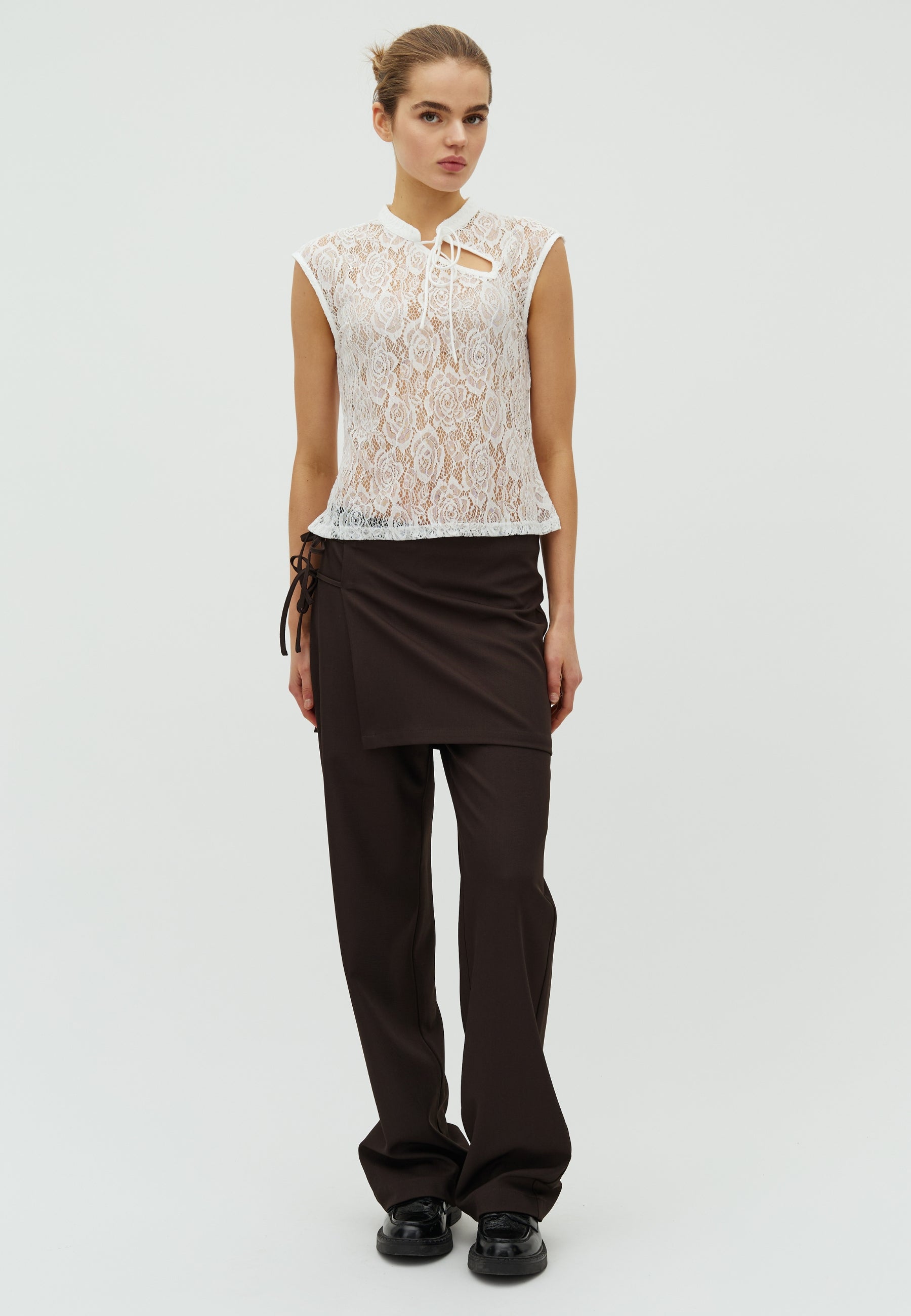 Kamira-F_Dark Brown_Model_0