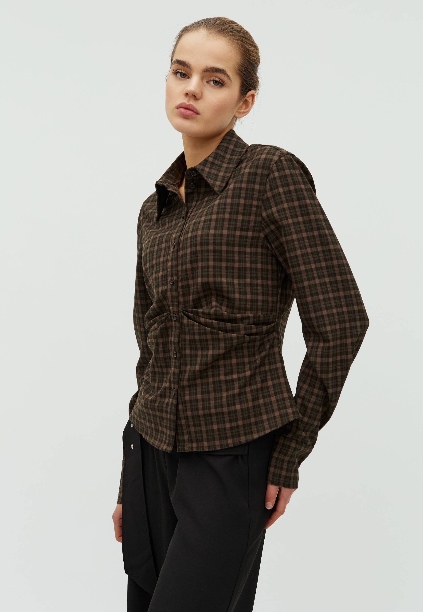 Cefalu-F_Check Camel_Model_0