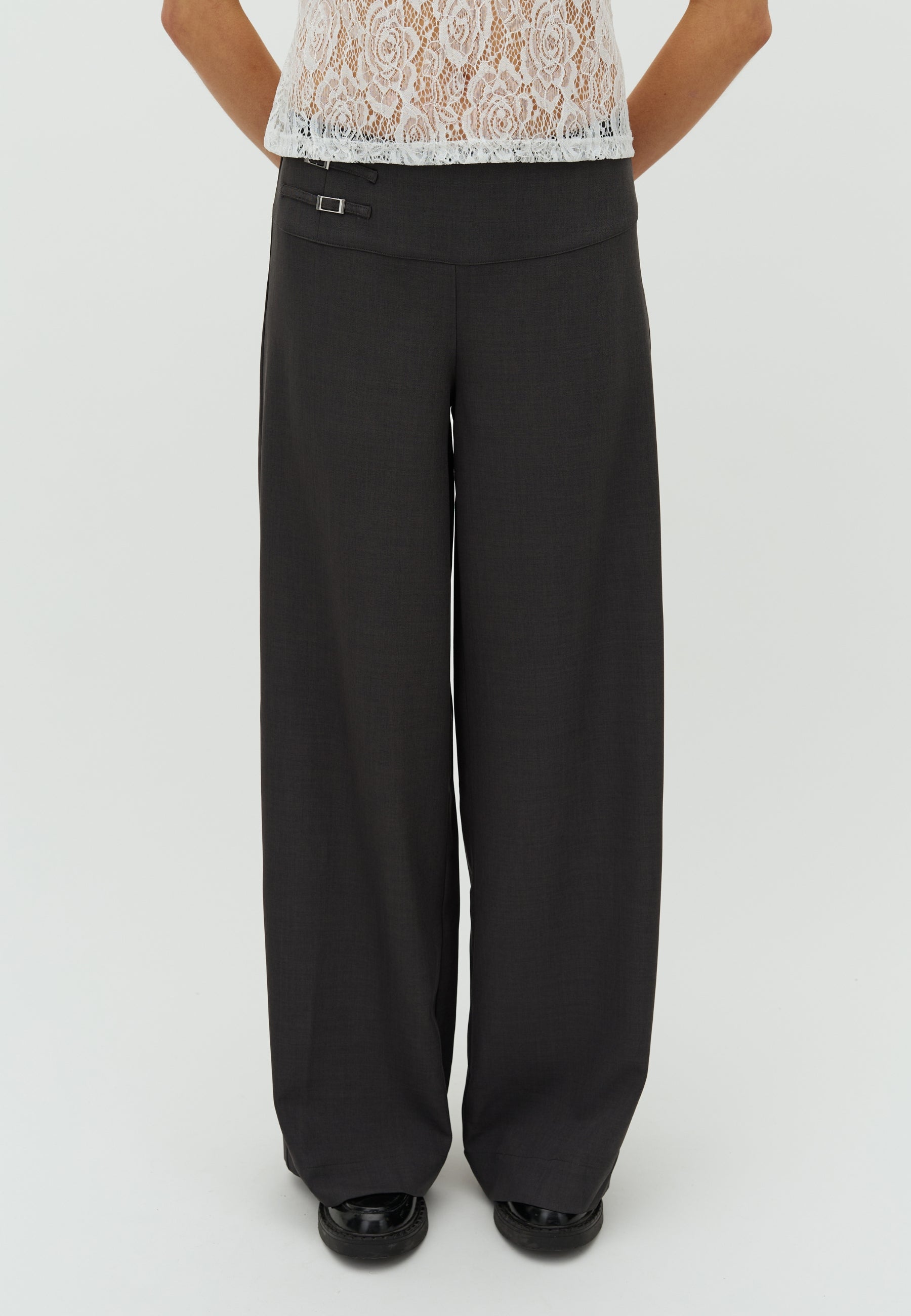 Forli-F_Dark grey melange_Model_1