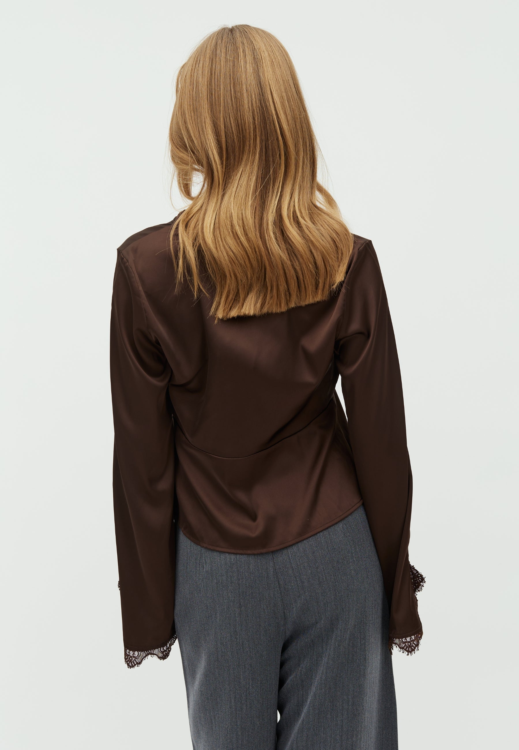 Saibea LS-F_Dark Brown_Model_2