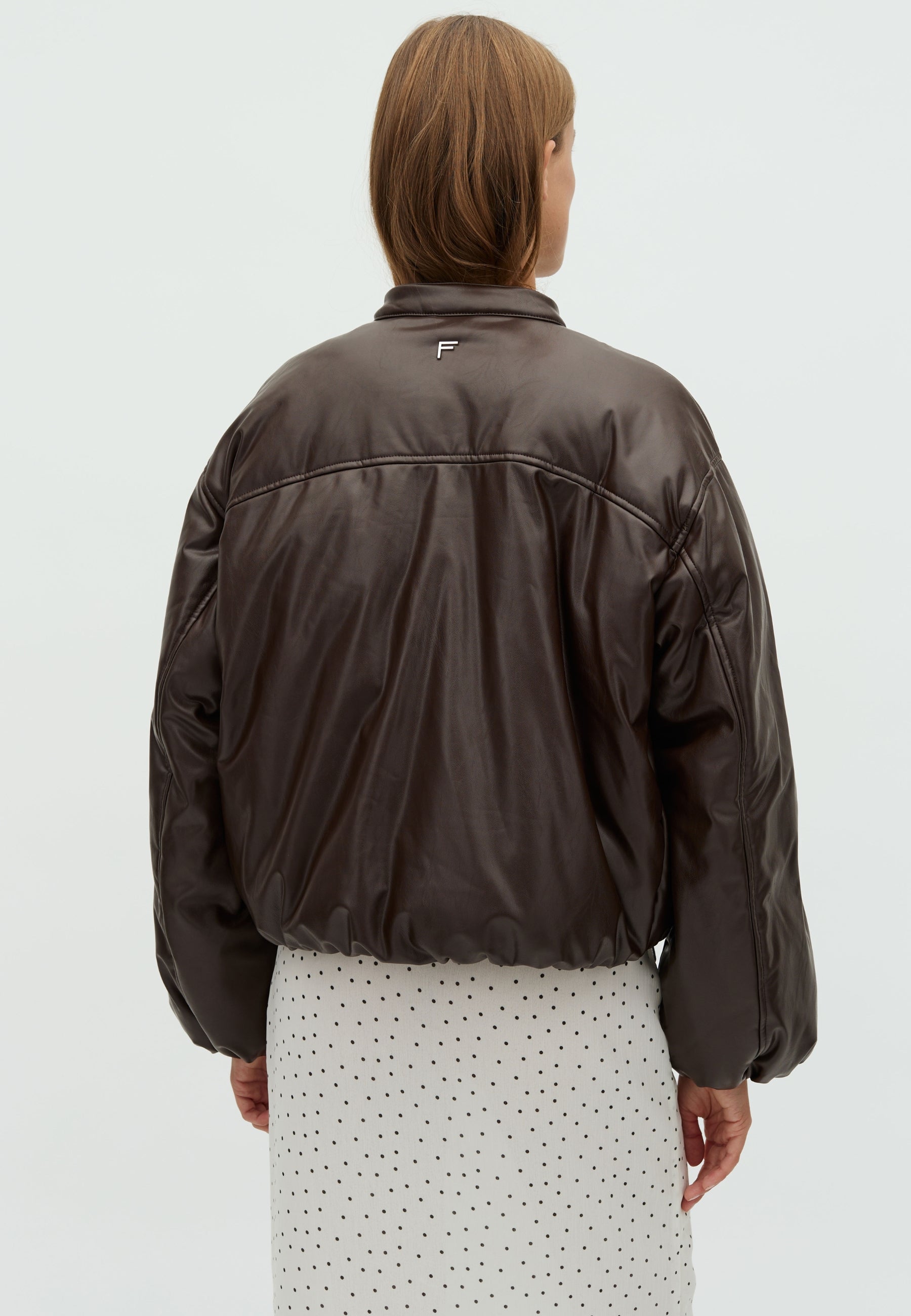 Antonea-F_Morning coffee_Model_3