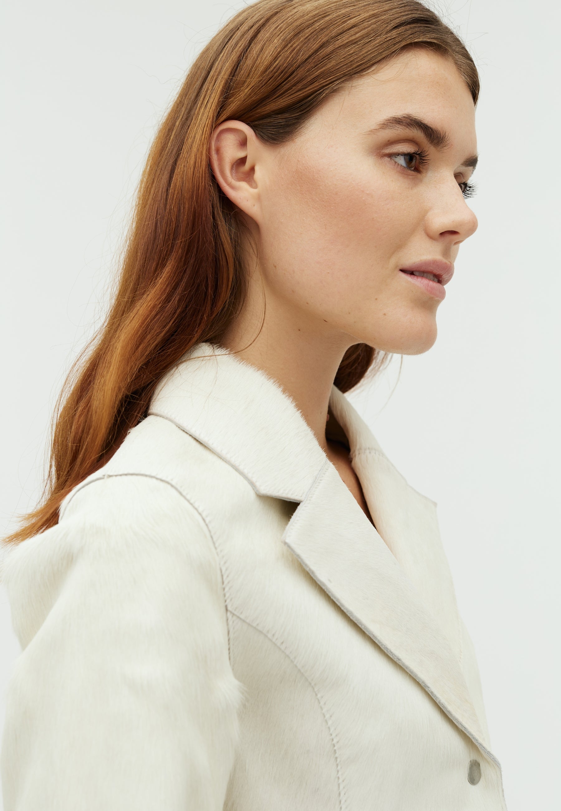 Alfino-M_White Cow_Model_1