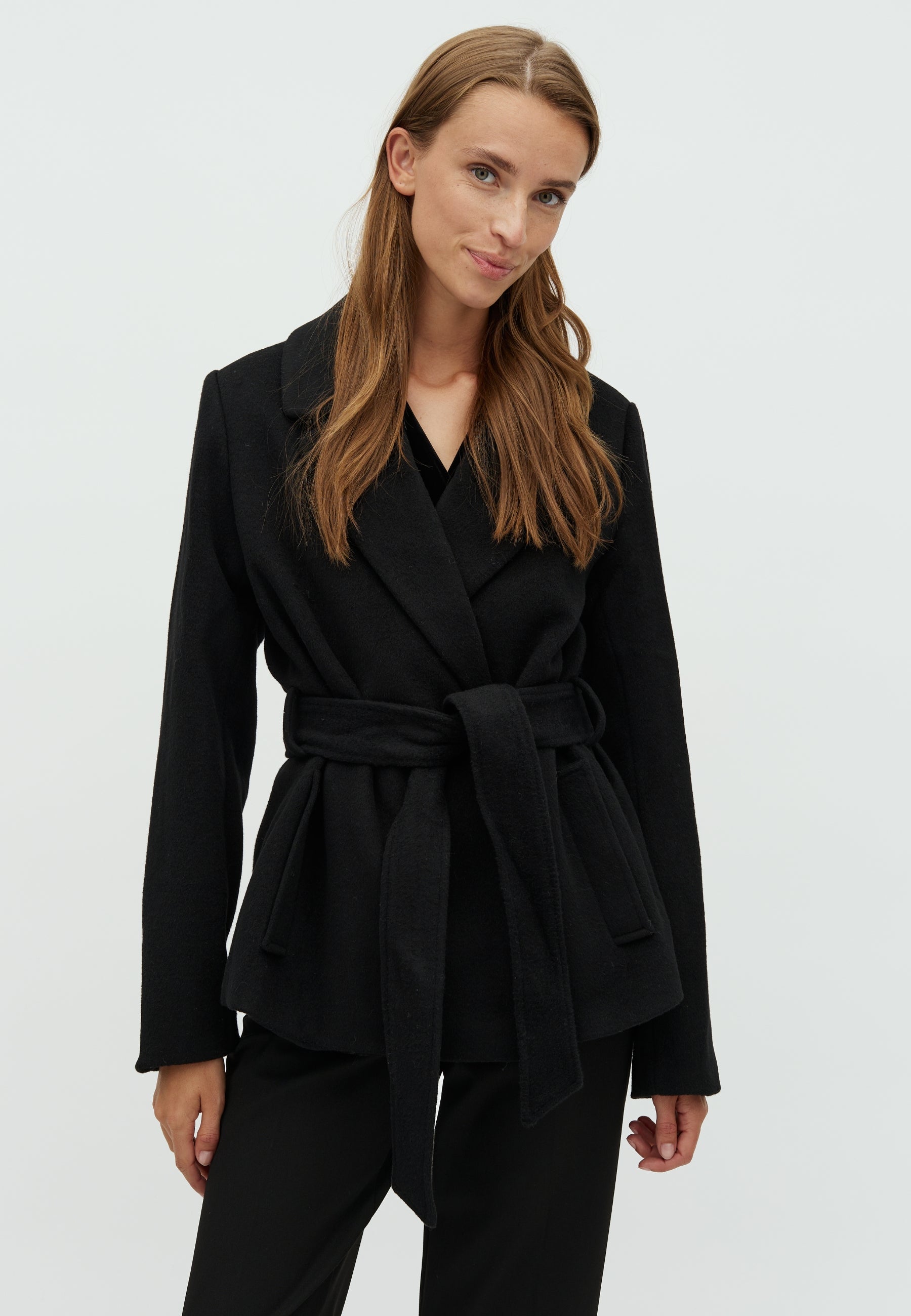 Tanni Short-M_Black_Model_1