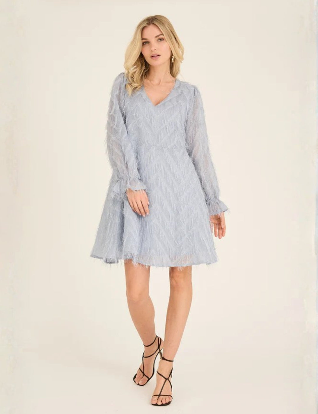 AV4267 Aiden dress_282 Light Blue_Model_0