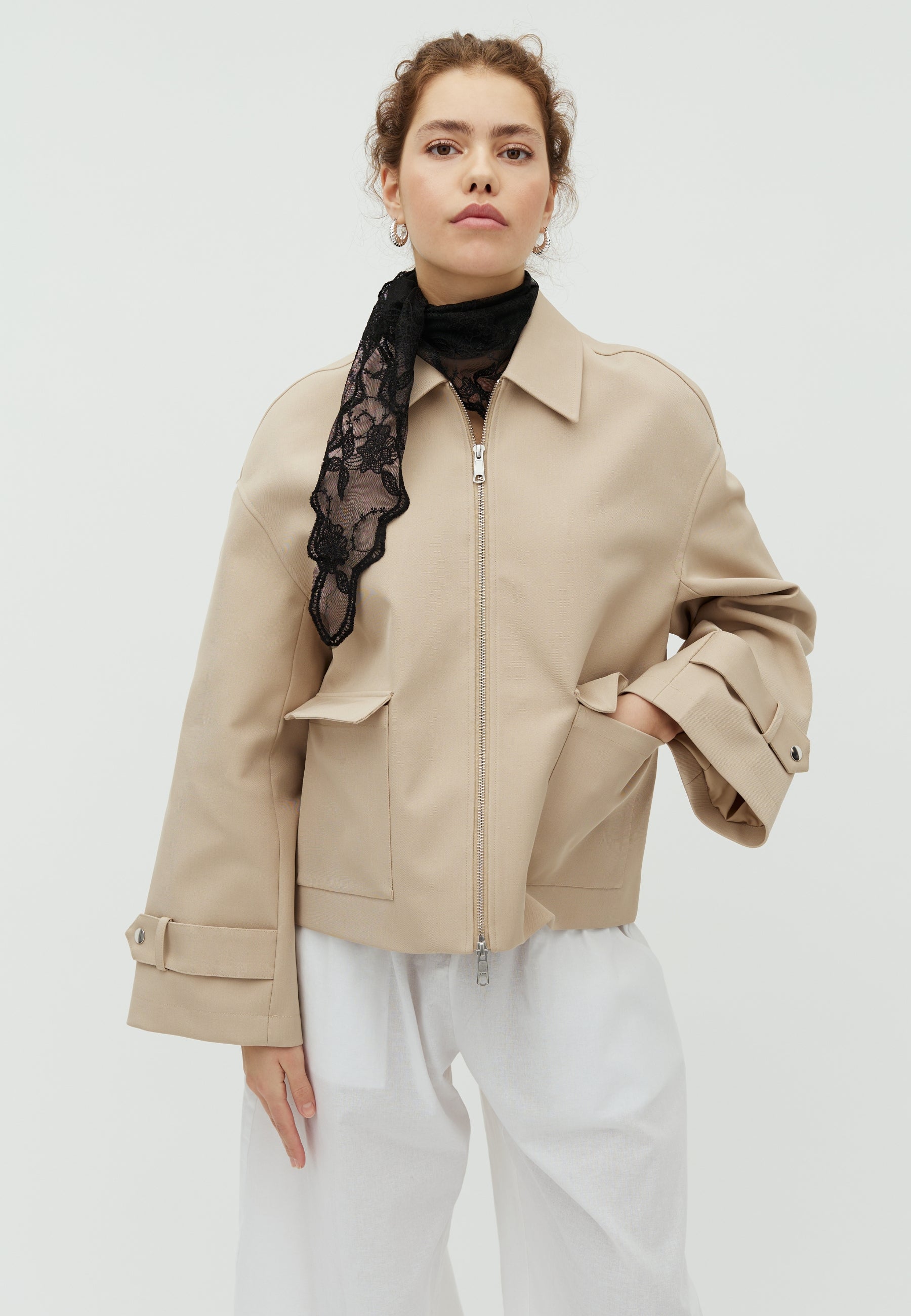 Dario-M_Light Sand Melange_Model_1