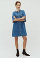 Mira-M_Mid Vintage Blue_Model_0