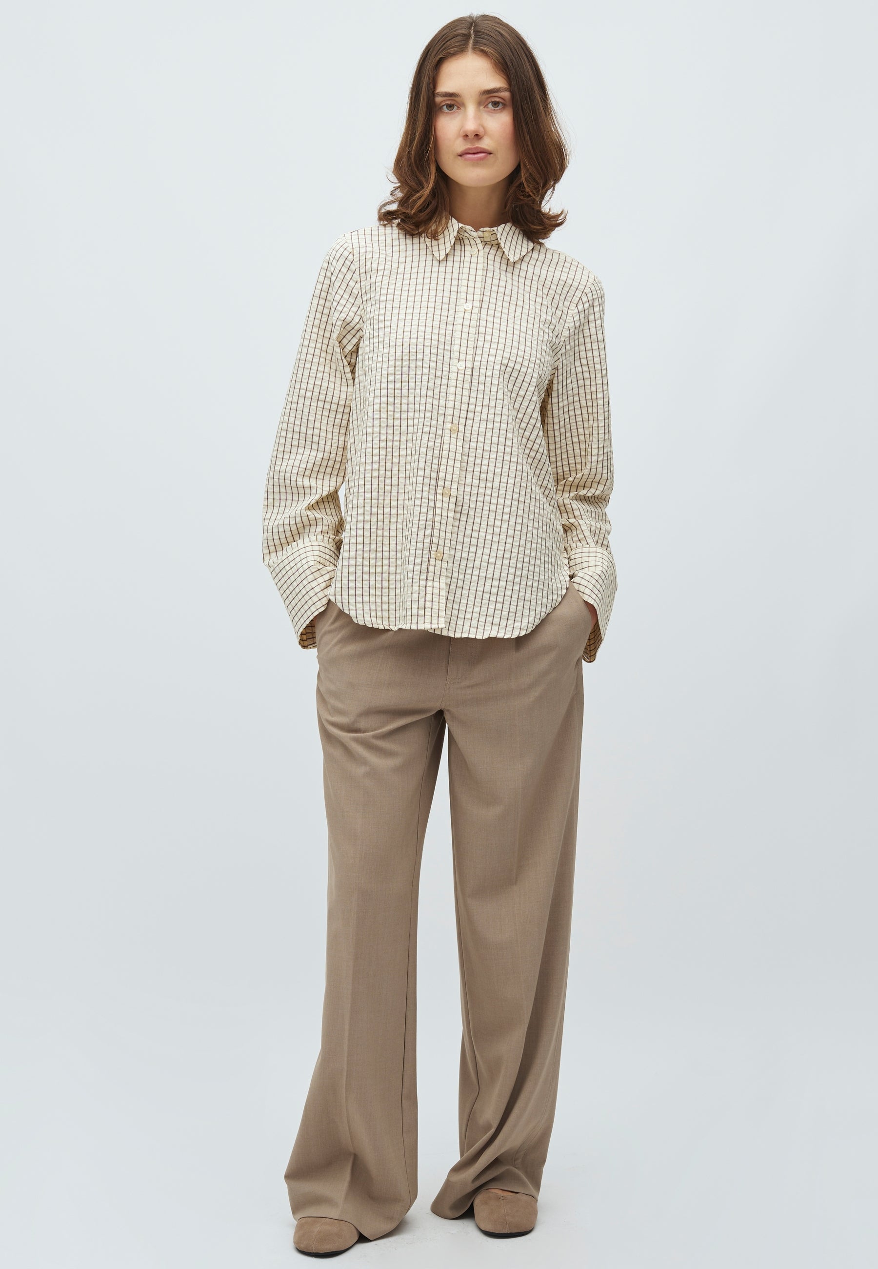 Phoebe-M_Sugar Kiwa Check_Model_3