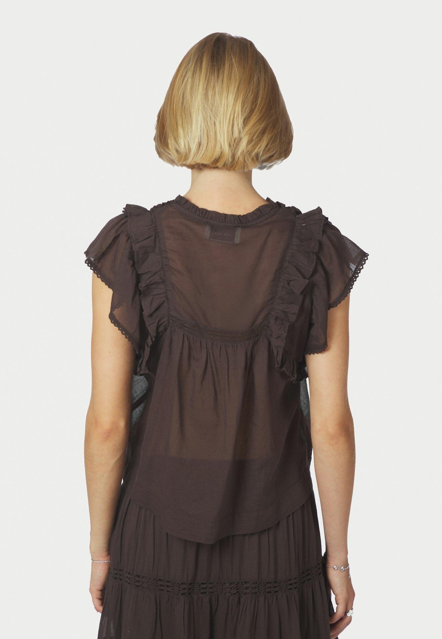 159881 Jayla S Voile Top_Dark brown_Model_3