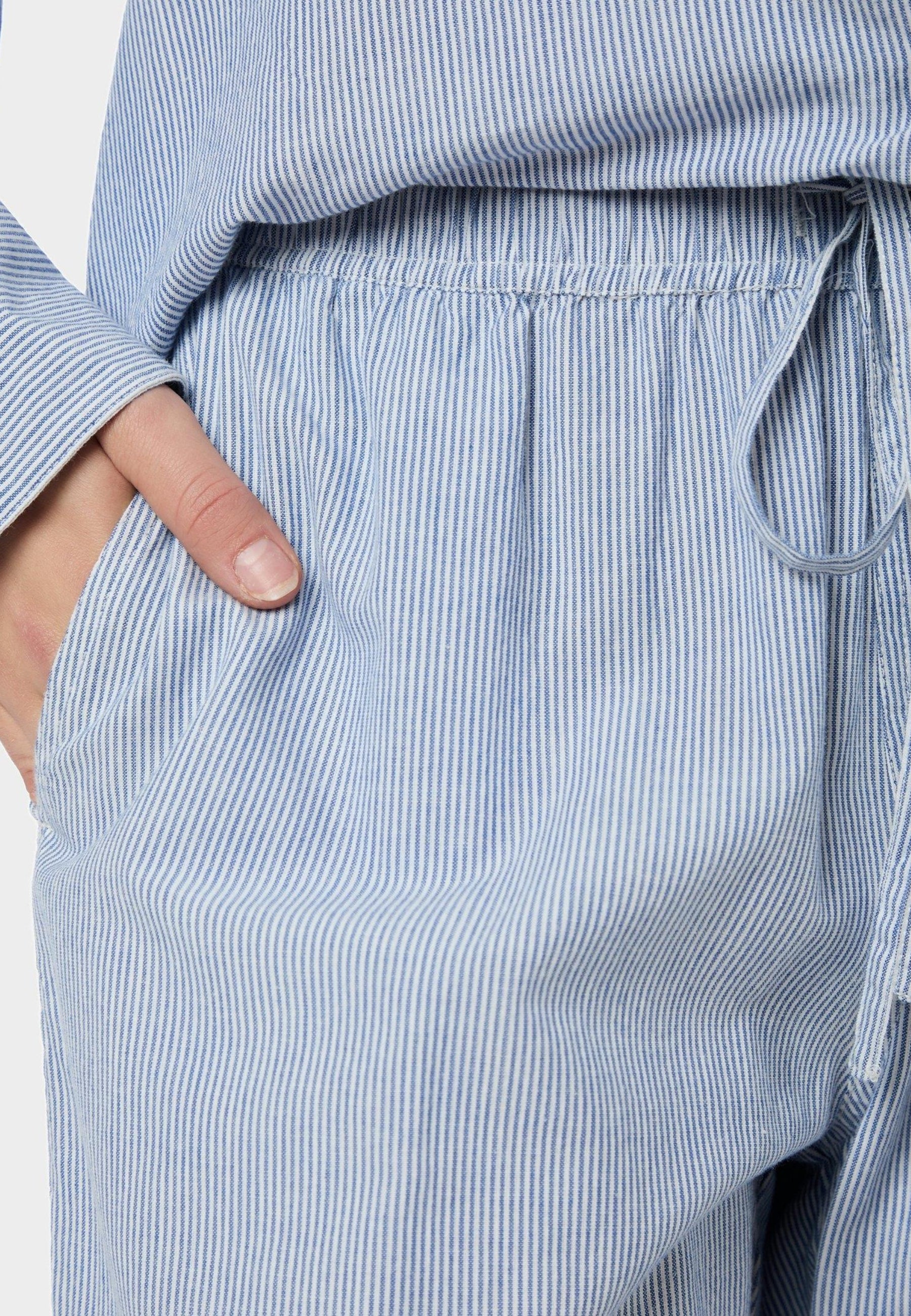 160064 Sonar Mini Stripe Pants_Blue_Model_3