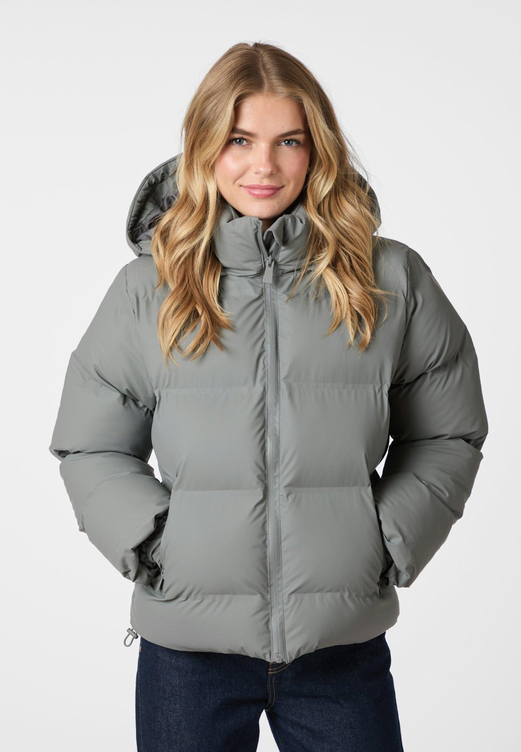 158082 Fox C Puffer Jacket_Grey_Model_1