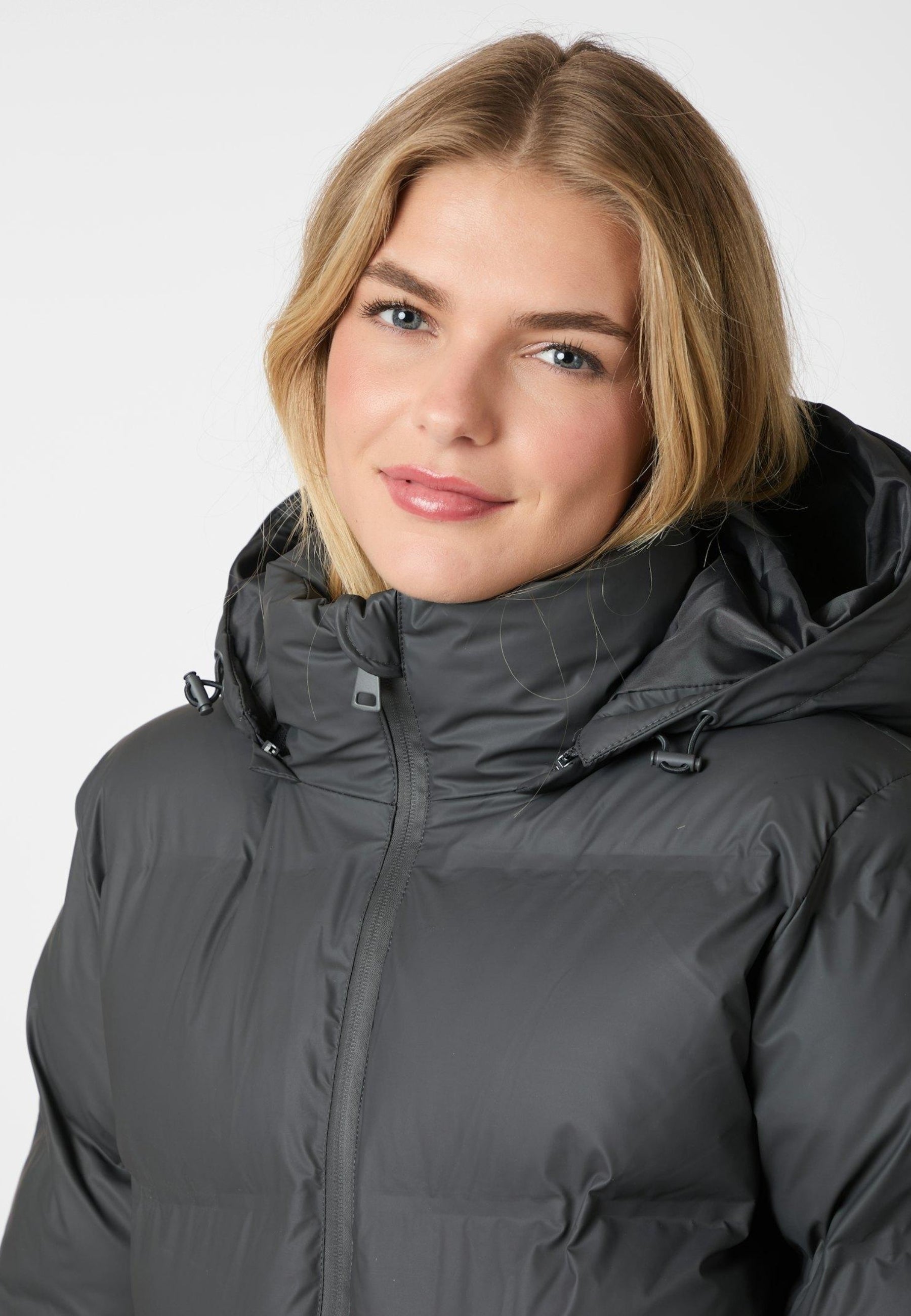 158082 Fox C Puffer Jacket_Antracit_Model_2
