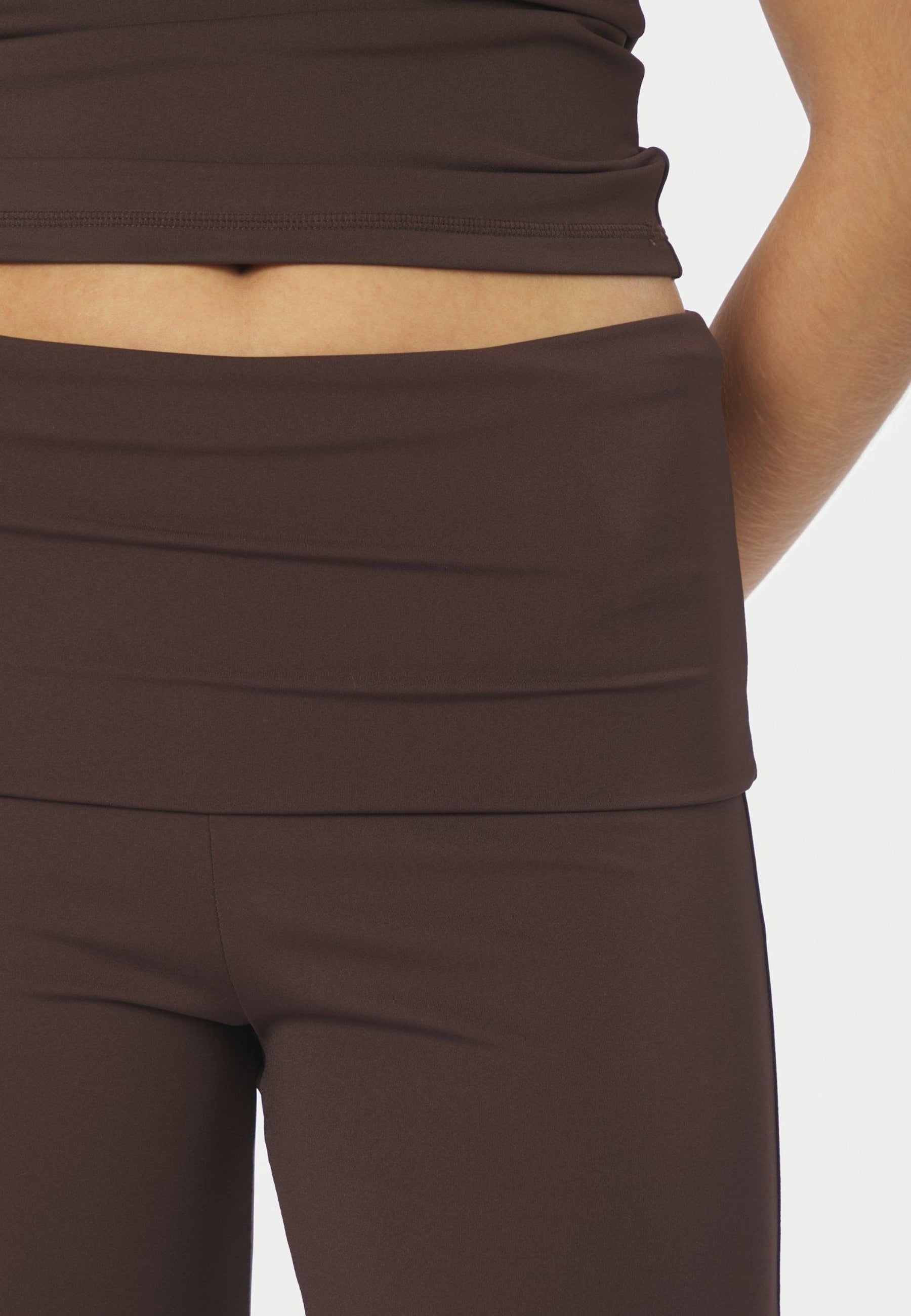 167091 Ulianna Leggings Pants_Chocolate Brown_Model_2