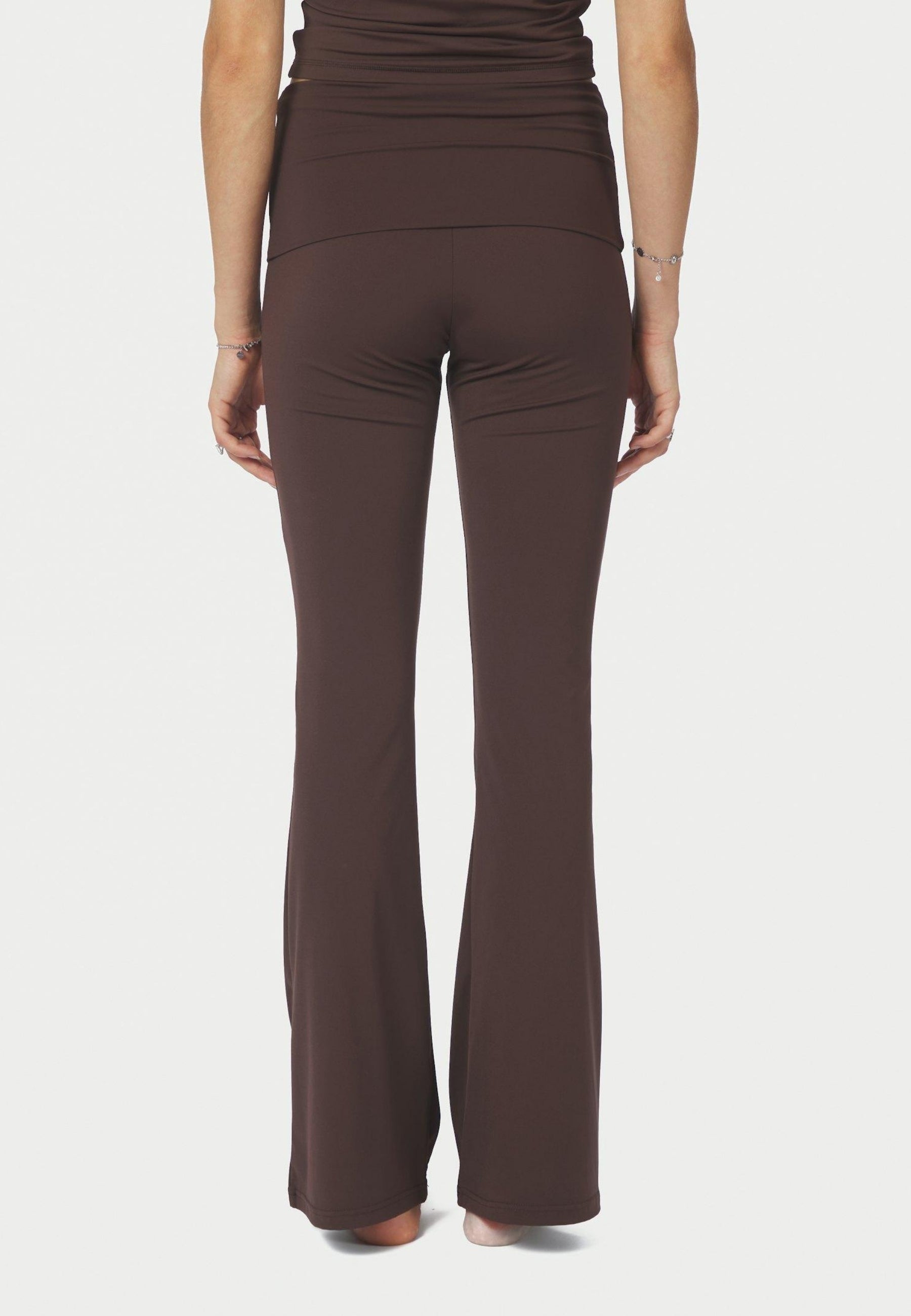 167091 Ulianna Leggings Pants_Chocolate Brown_Model_3
