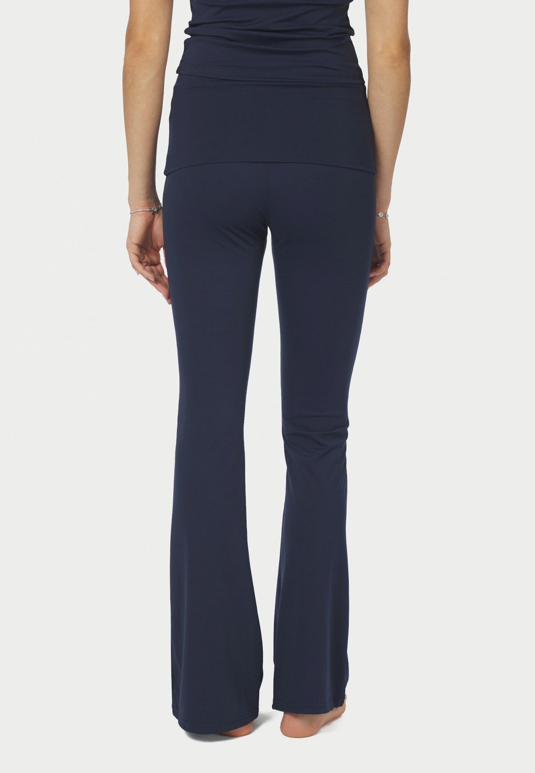 167091 Ulianna Leggings Pants_Navy_Model_3