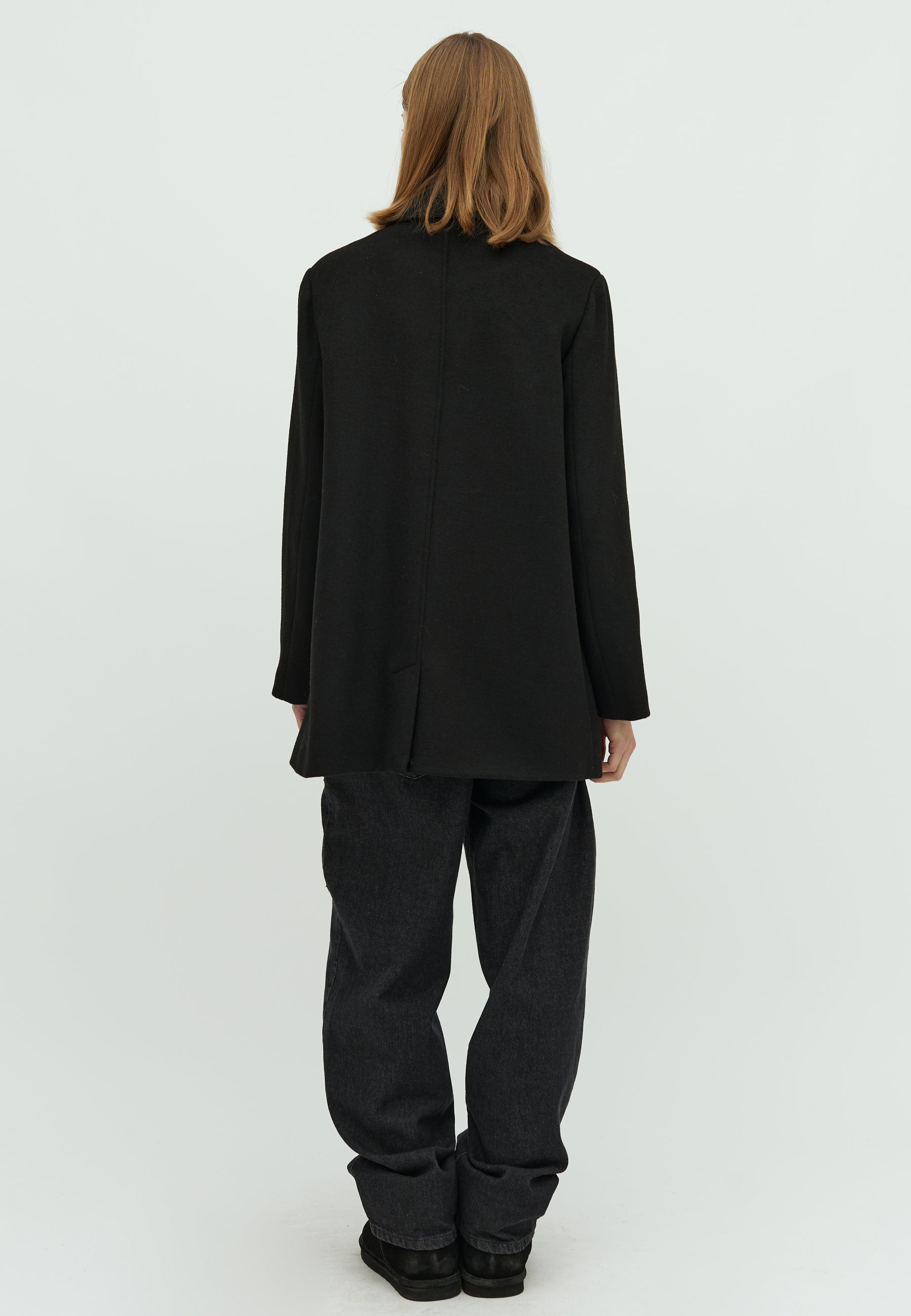 Caprice Short-M_Black_Model_1