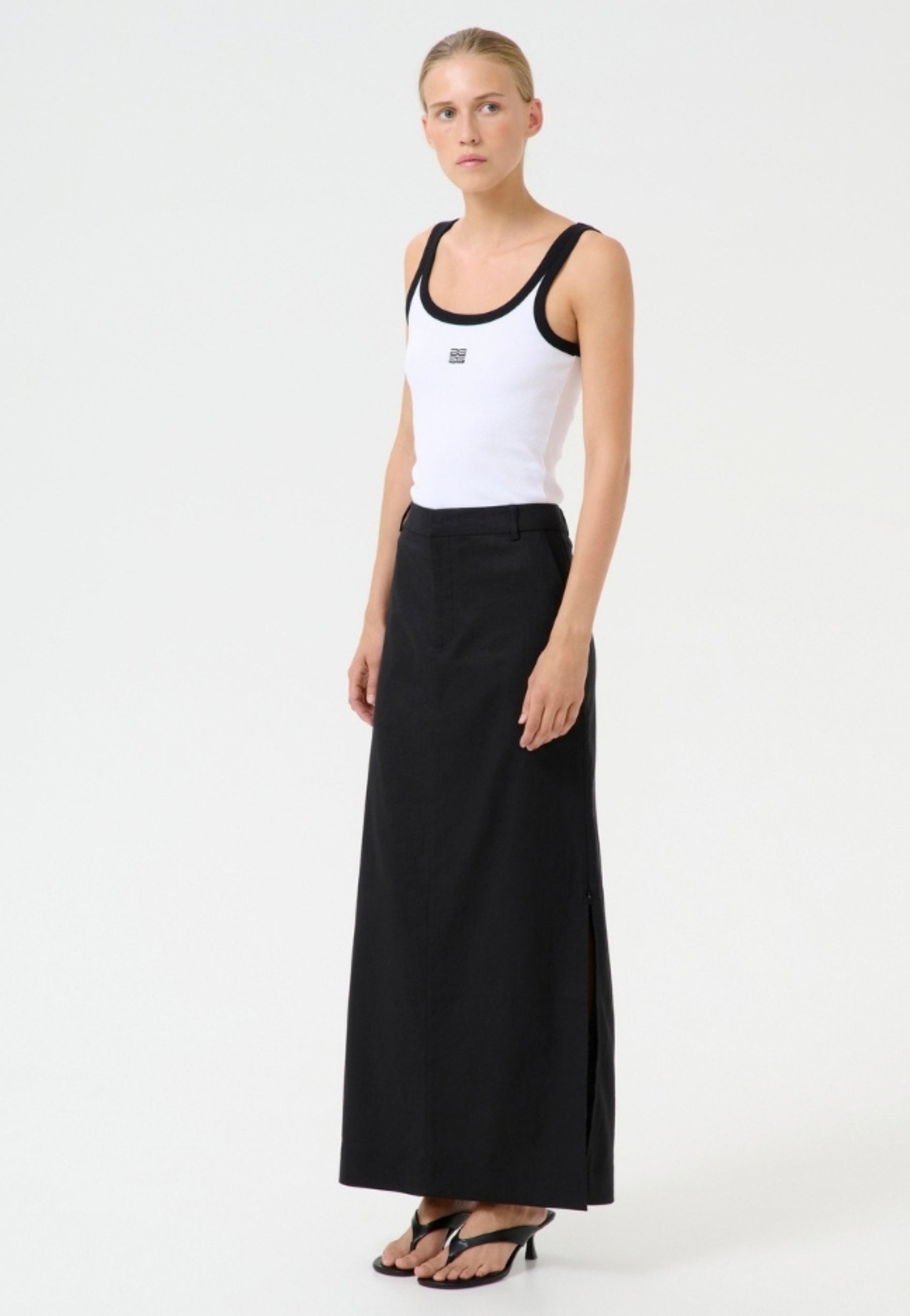 10910268 GZdrew contrast logo top_Bright White_Model_3