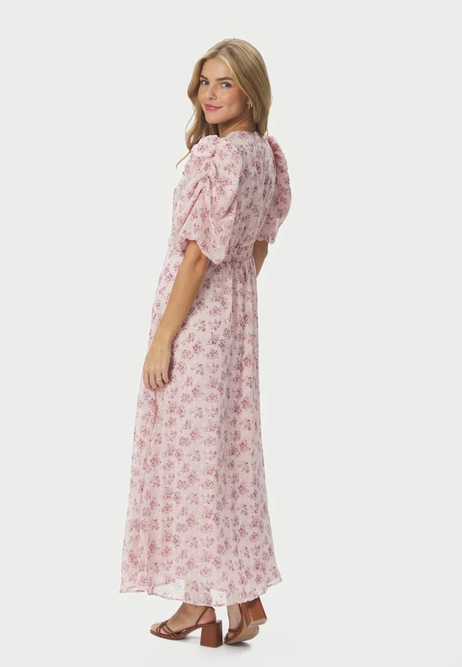 167915 Kikka Chiffon Flower Dress_ROSE_Packshot_2