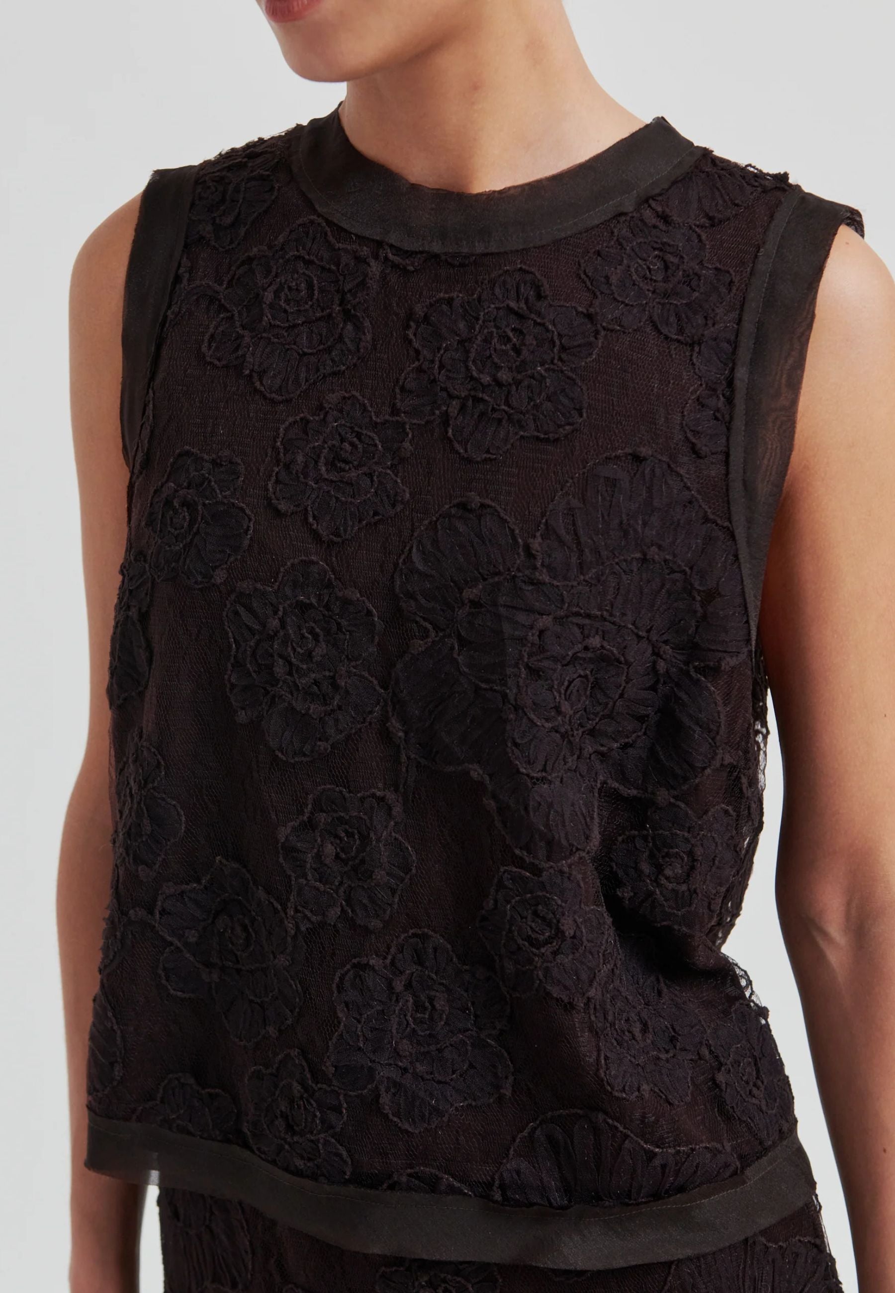 60481 Daysee Top_Chocolate Torte_Model_1