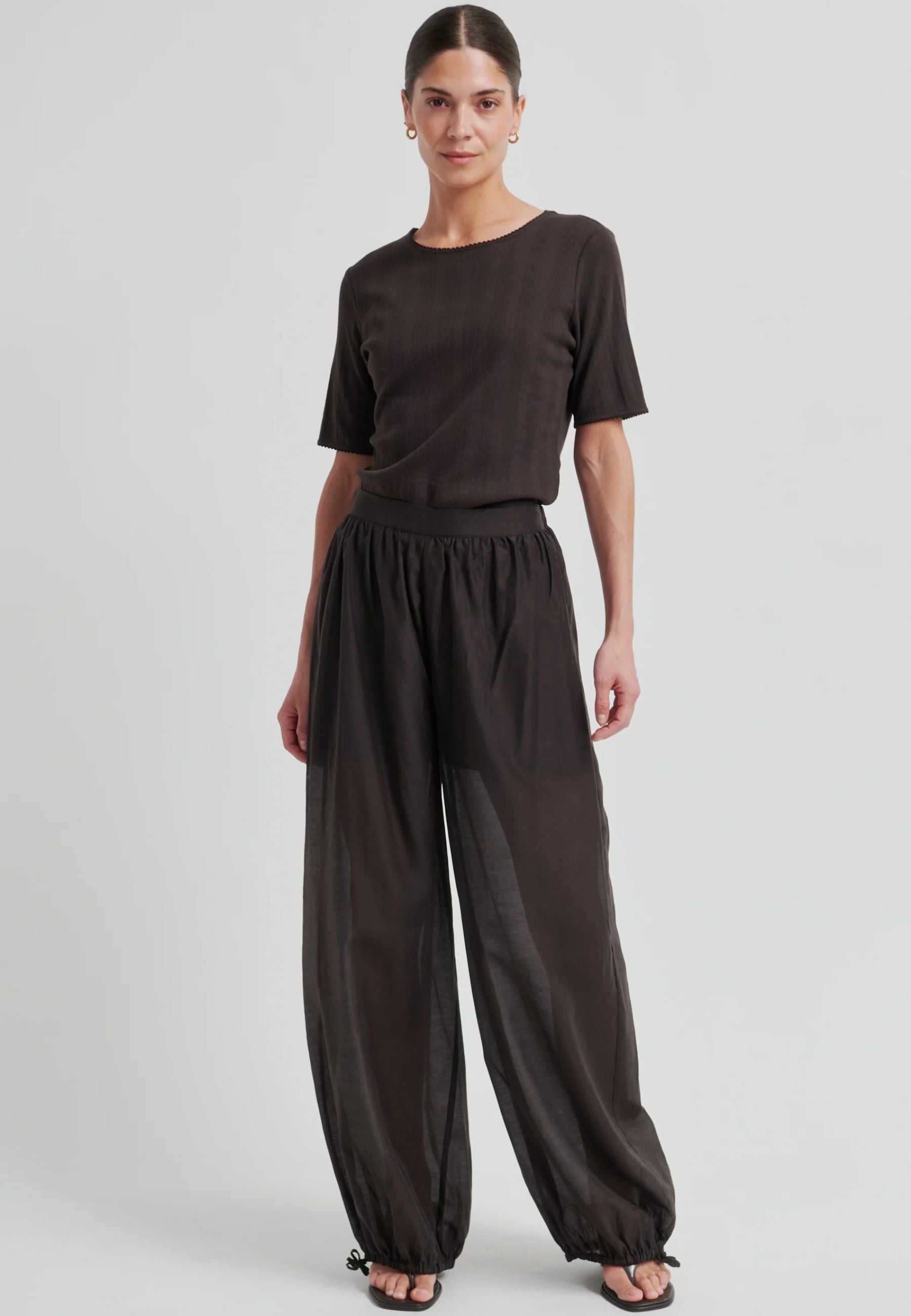 60595 Hidie Trousers_Chocolate Torte_Model_0