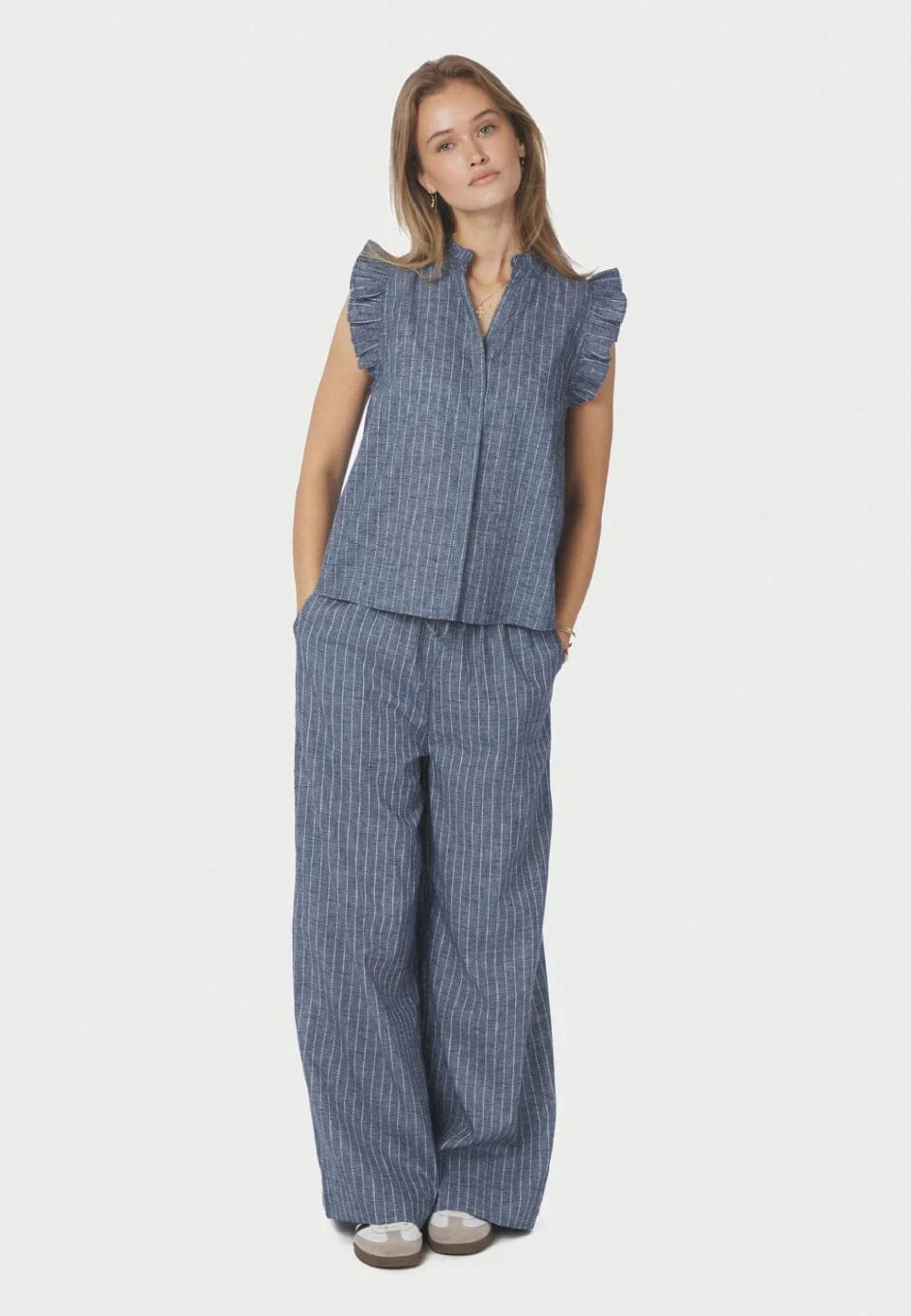168372 Heifa Emb Stripe Pants_Blue_Model_0