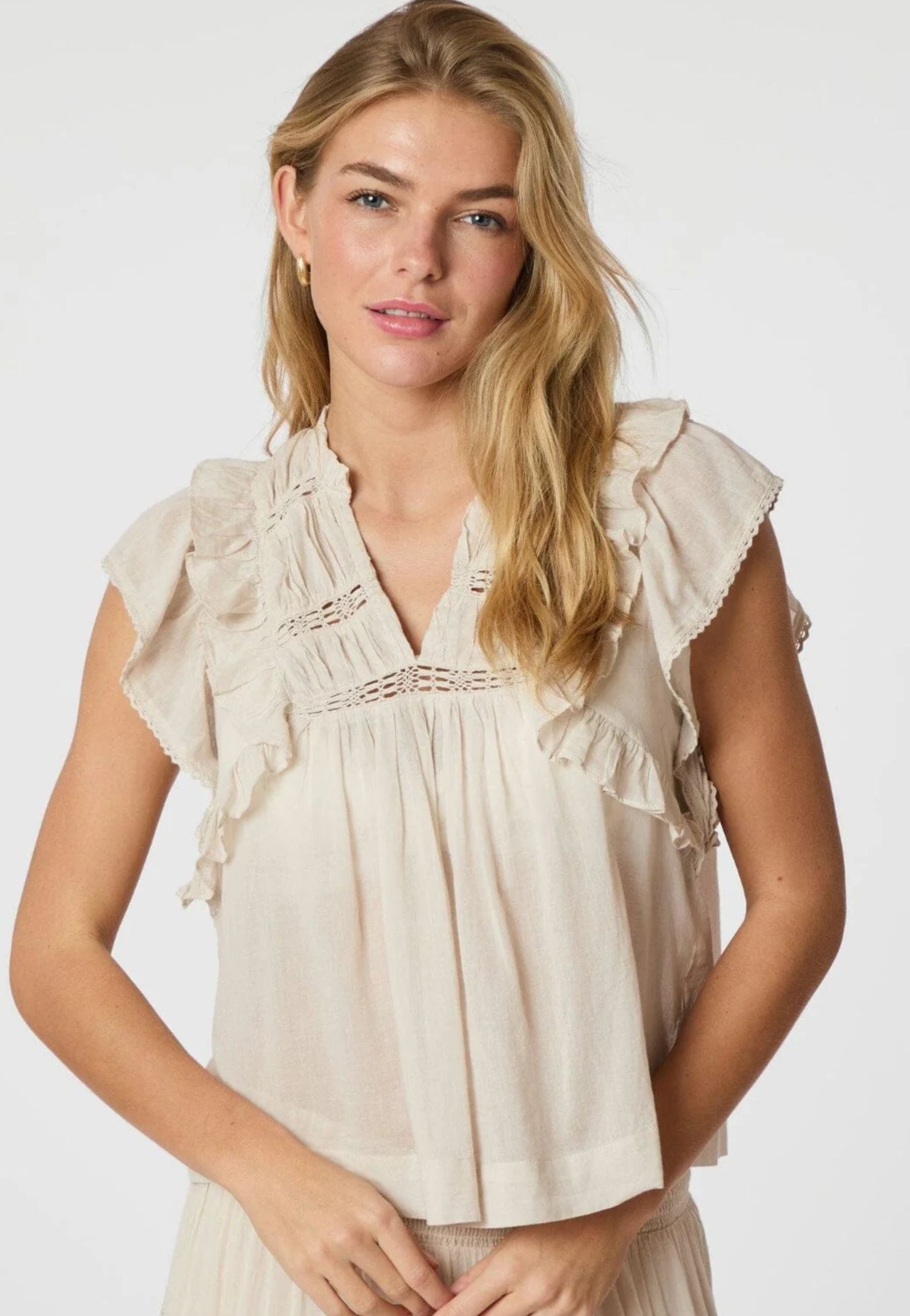 159881 Jayla S Voile Top_Ivory_Model_0