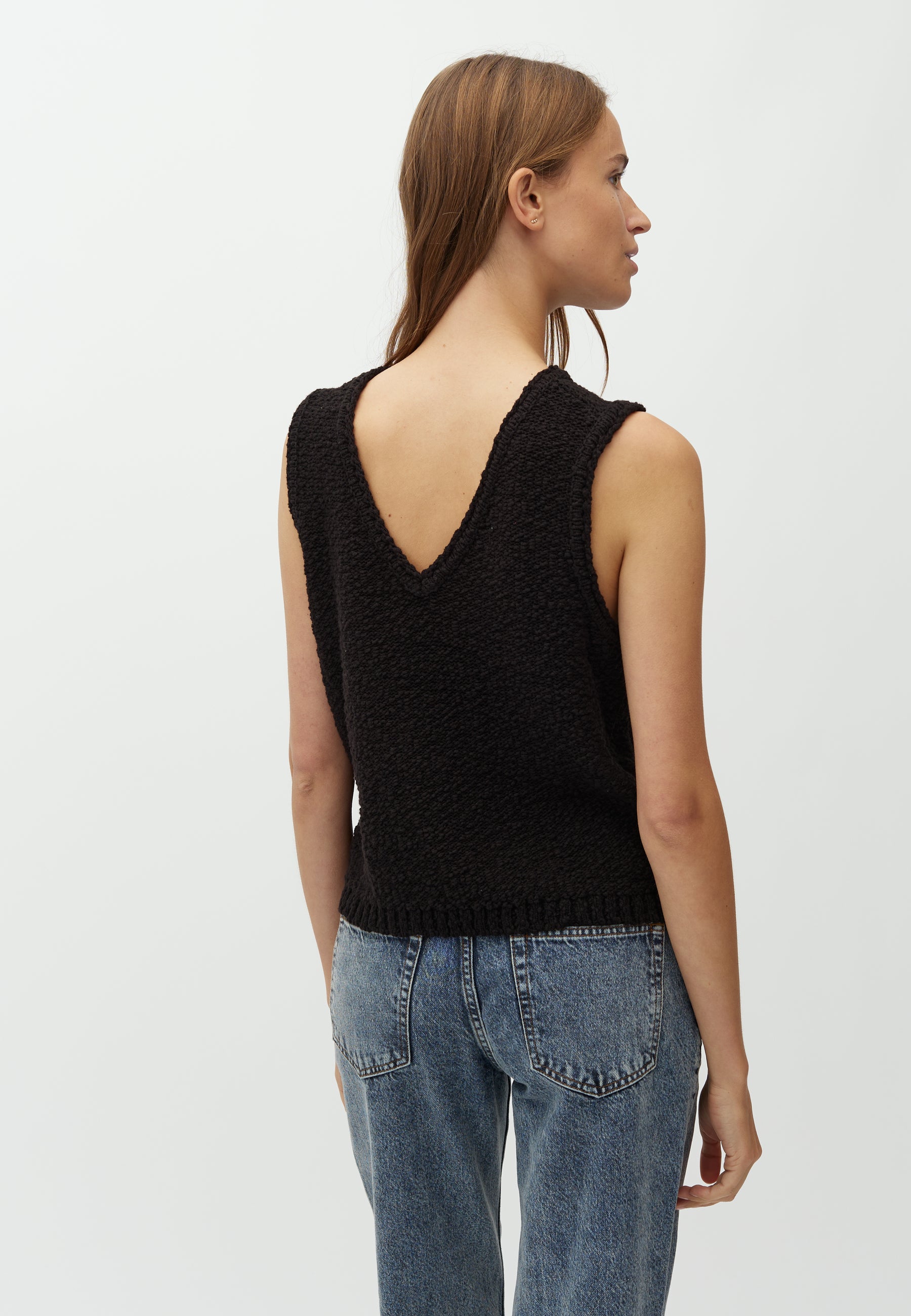 Merac V-M_Black_Model_2