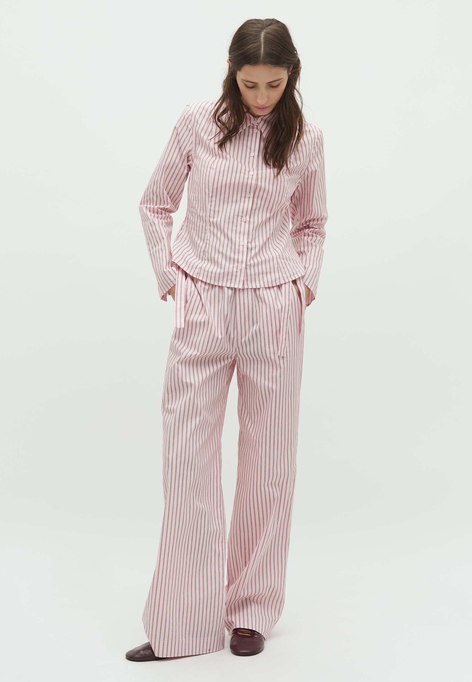 Irna-M_Light Pink Stripe_Model_0