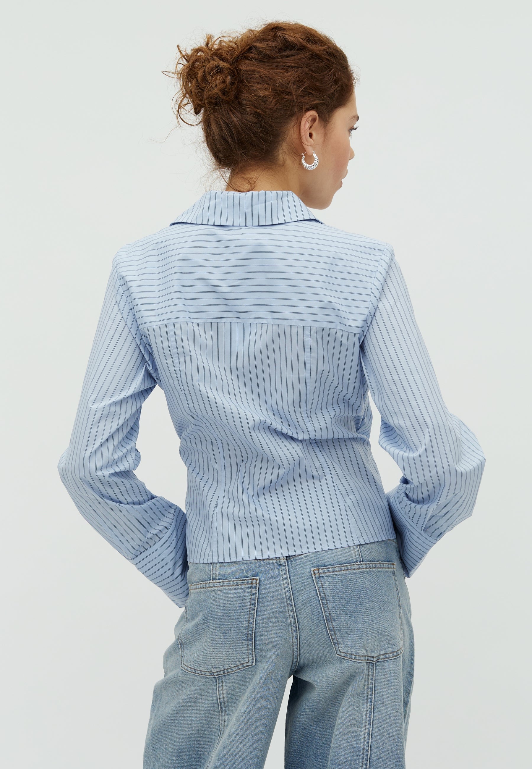 Gerri-M_Blue Navy Stripe_Model_2