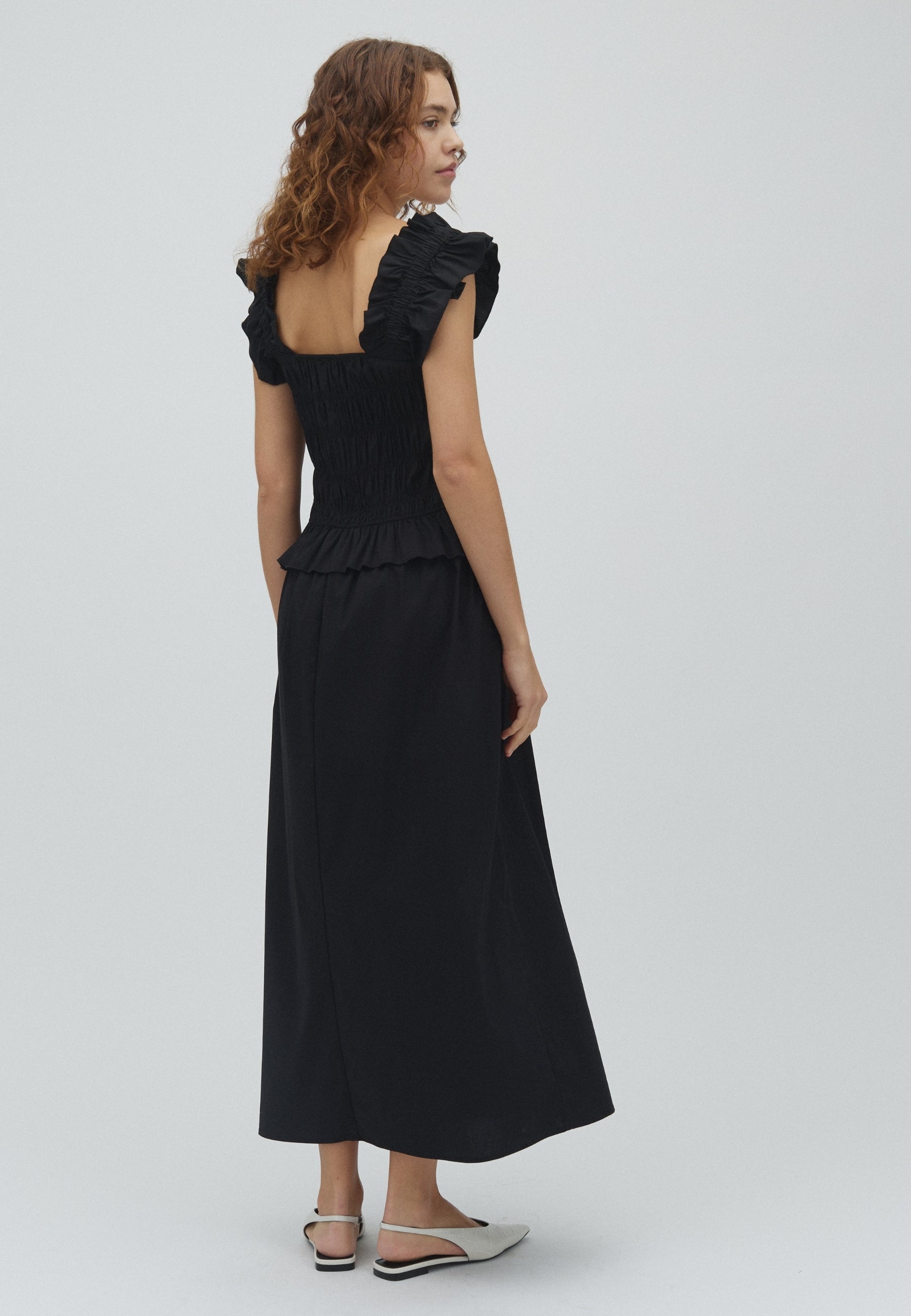 Thessaly-M_Black_Model_2