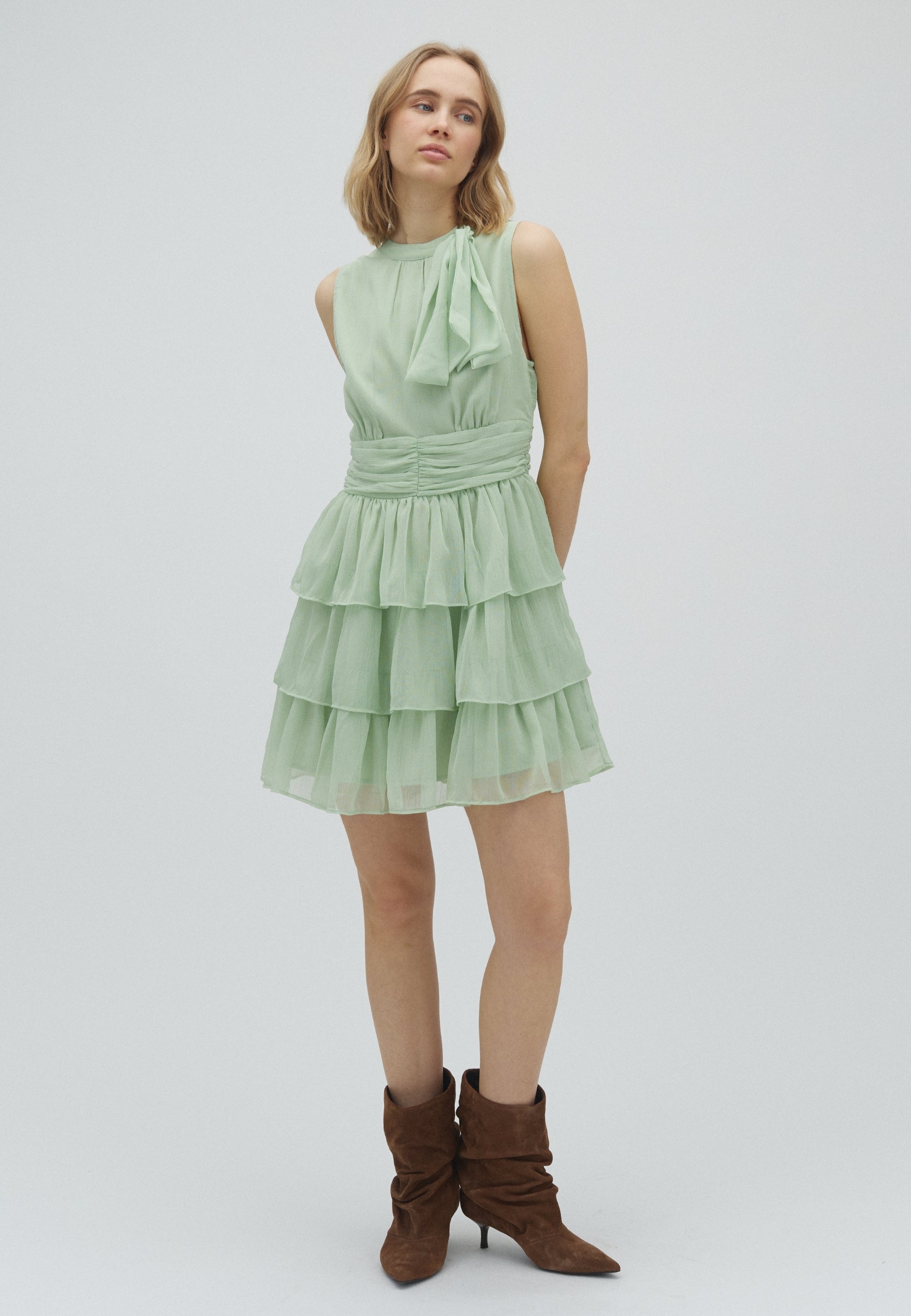 169166 Vay Solid Chiffon Dress_Mint Green_Model_0