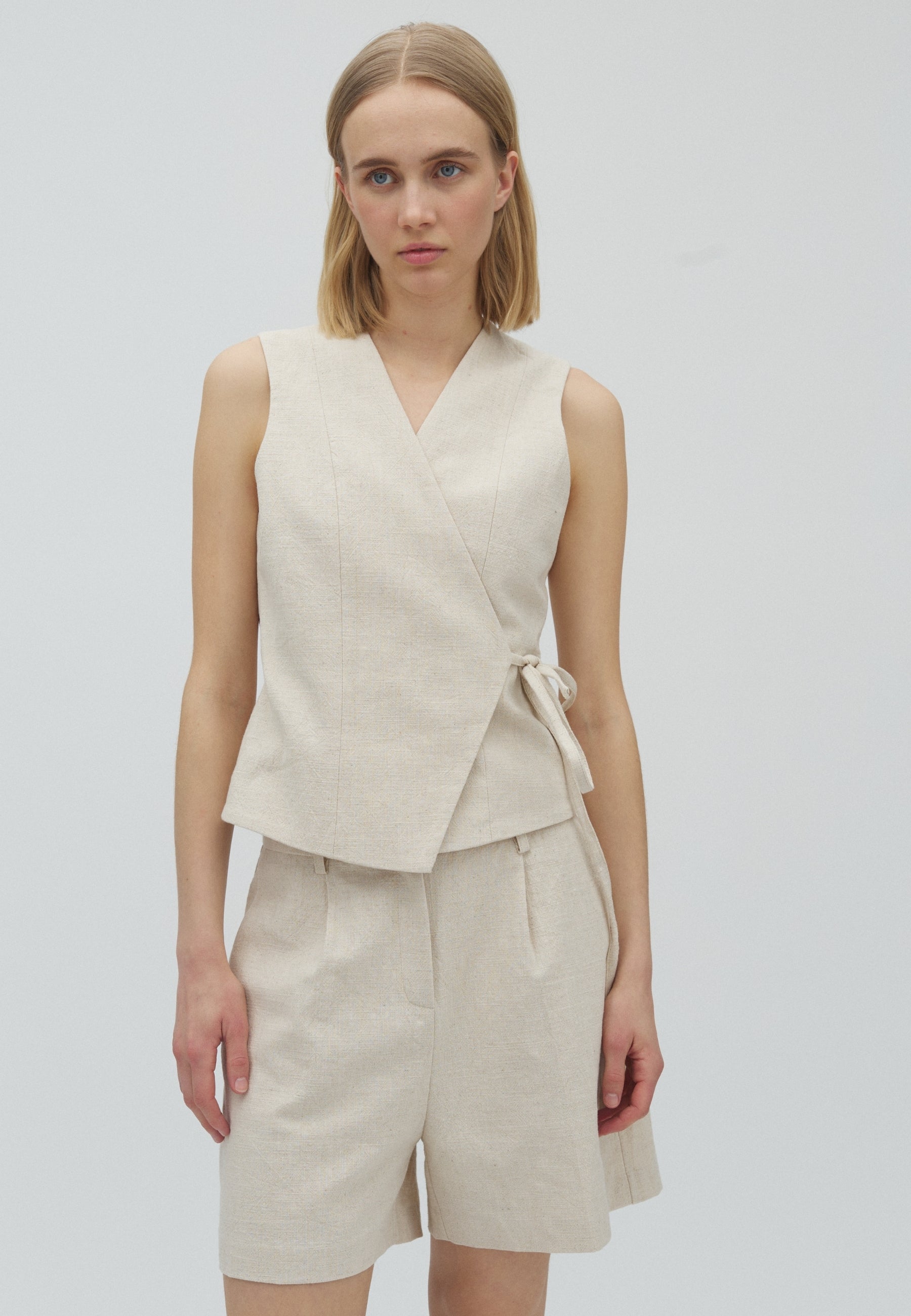 169562 Tamara Ramie Waistcoat_Natural_Model_0