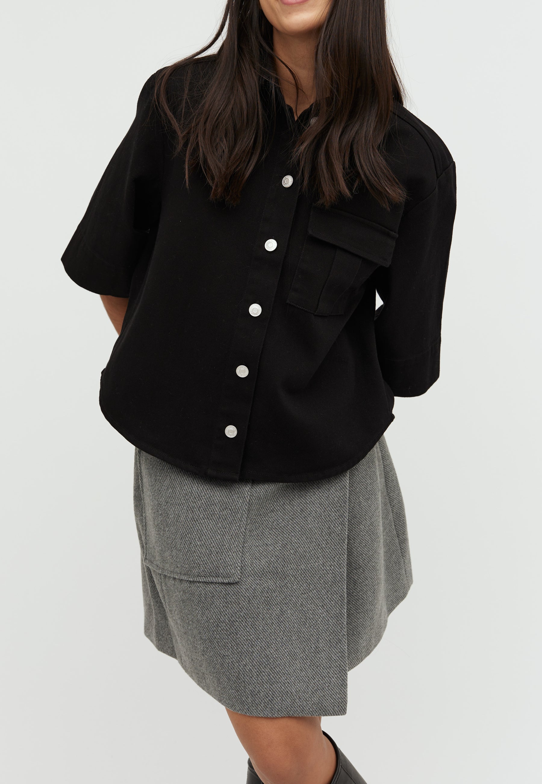 Aldis-M_Black_Model_0