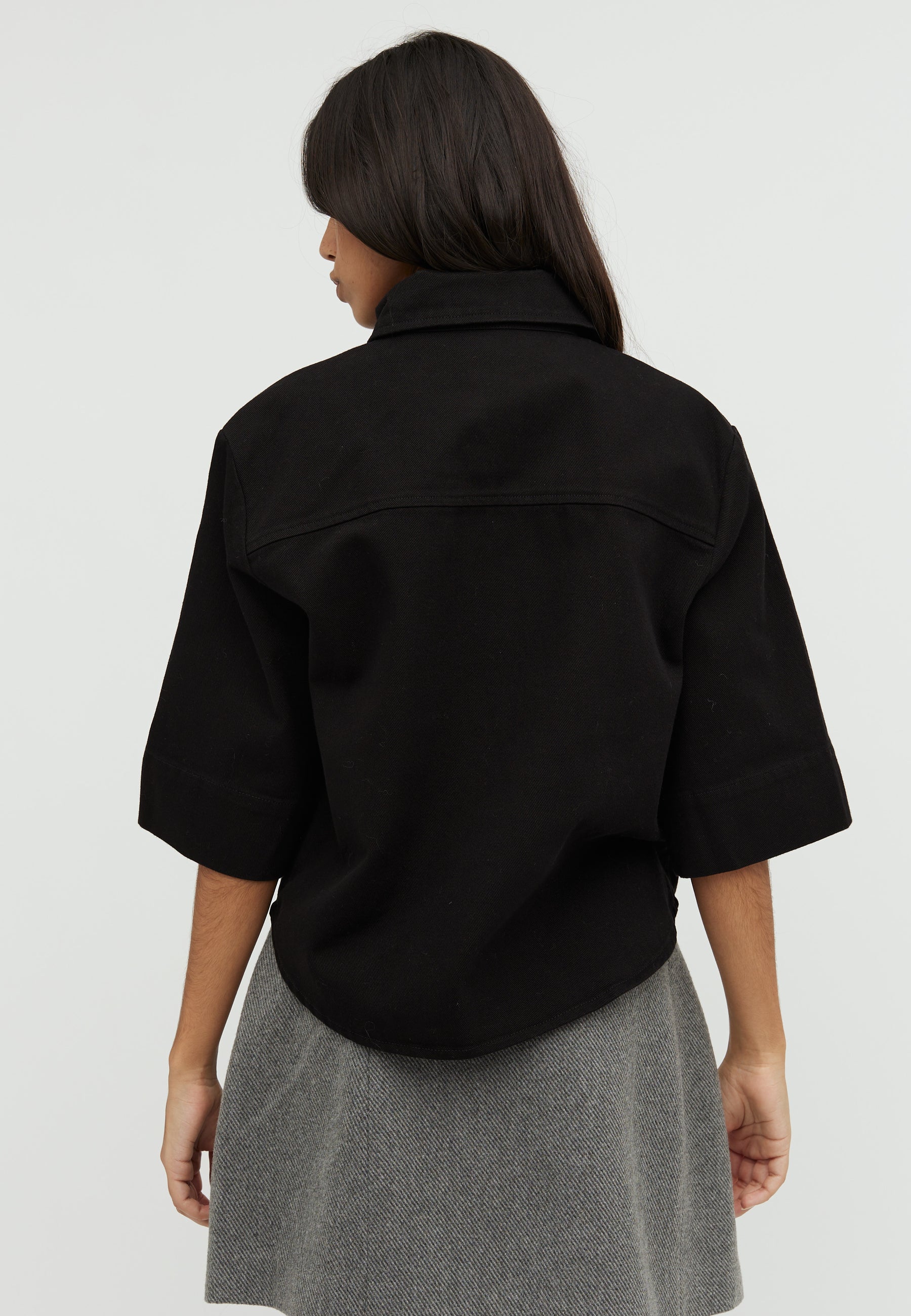 Aldis-M_Black_Model_1