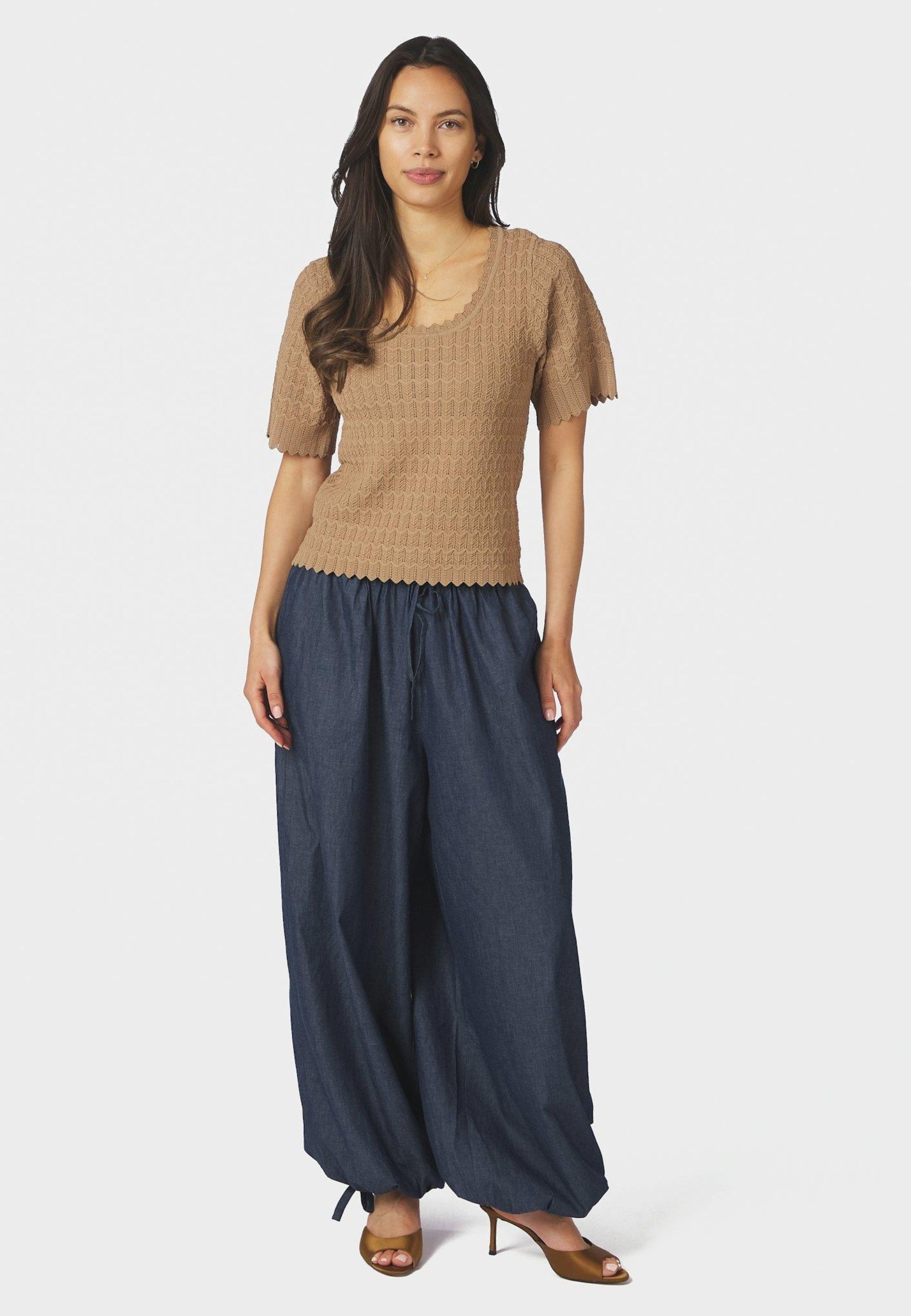 169312 Roxane Balloon Denim Pants_Blue_Model_0