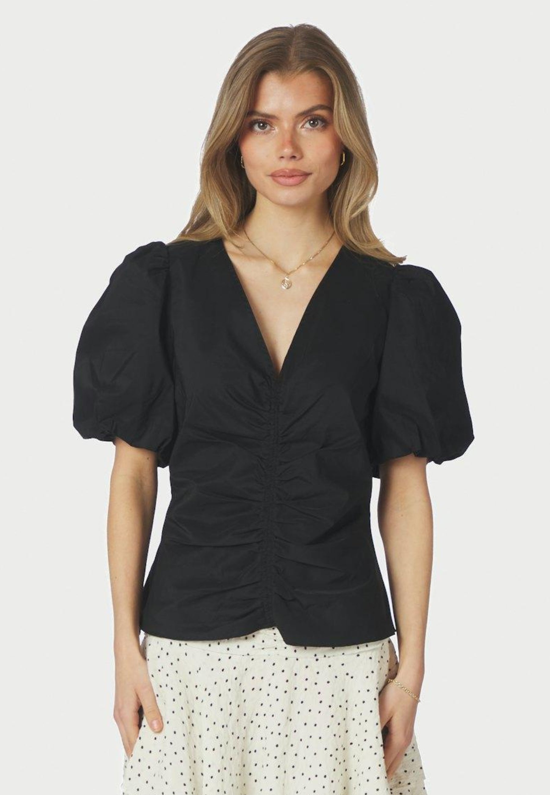 167568 Zaria Poplin Blouse_Black_Model_0