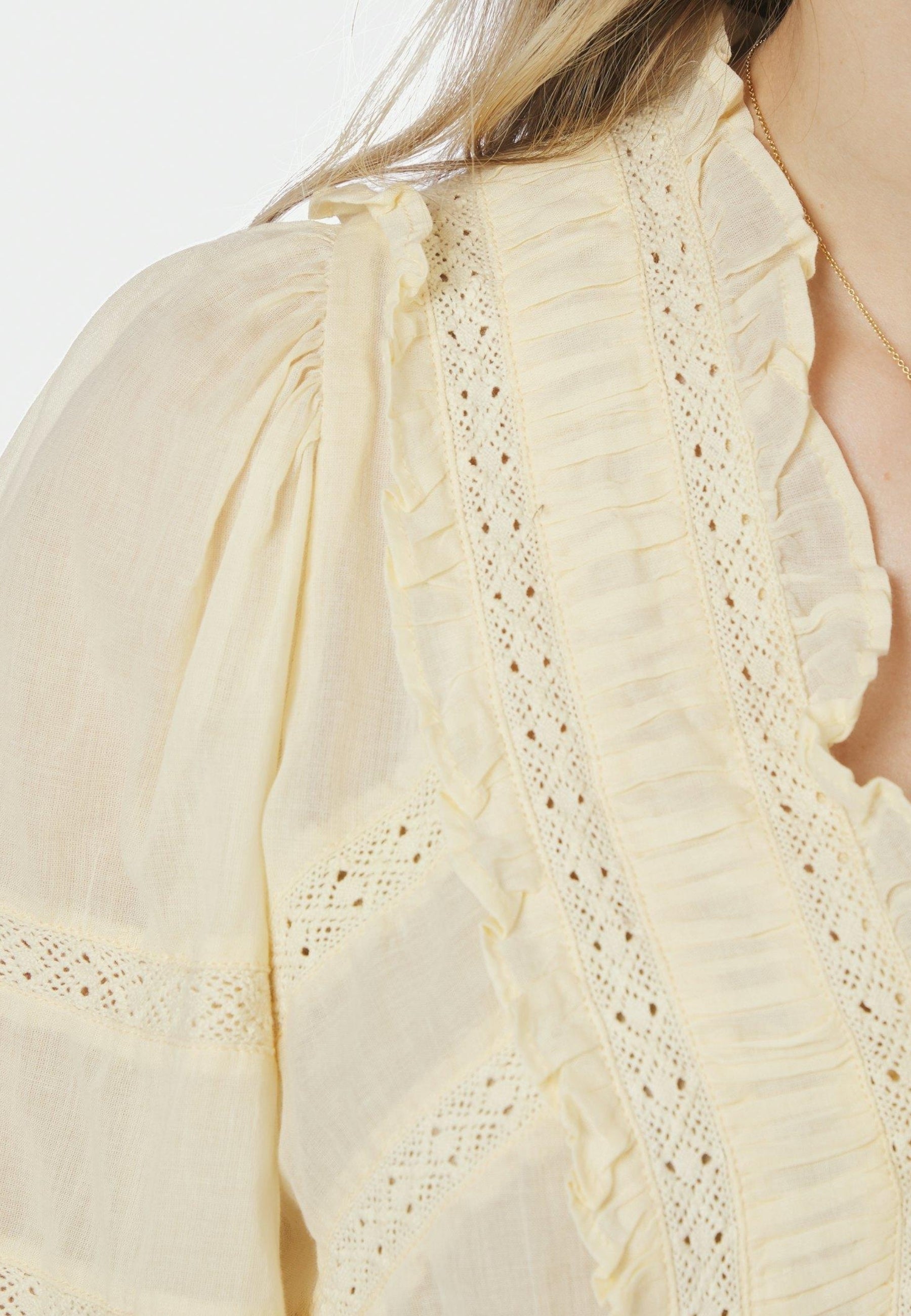 161856 Evienne S Voile Top_Butter Yellow_Model_1