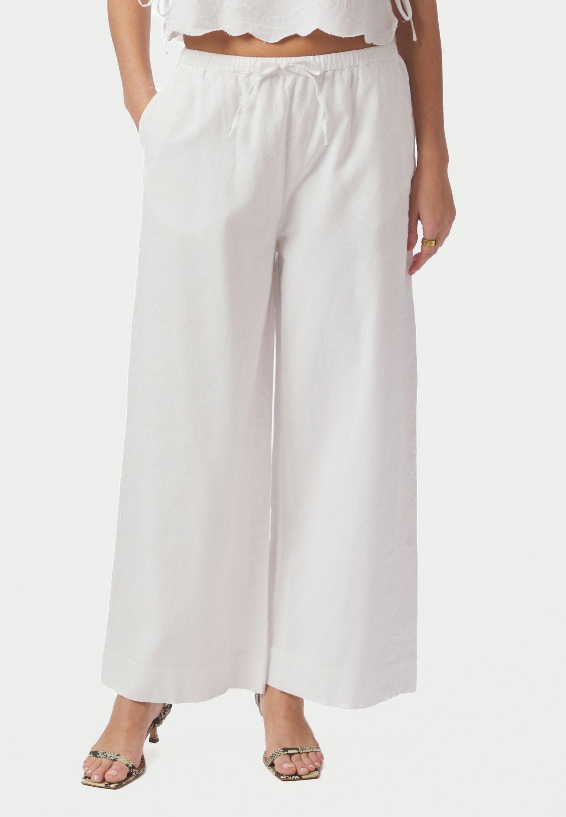 169114 Heifa Embroidery Pants_White_Model_2