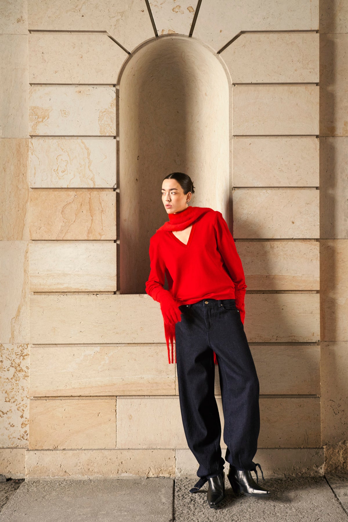 Ruthie-M_Red Aura_Image_0