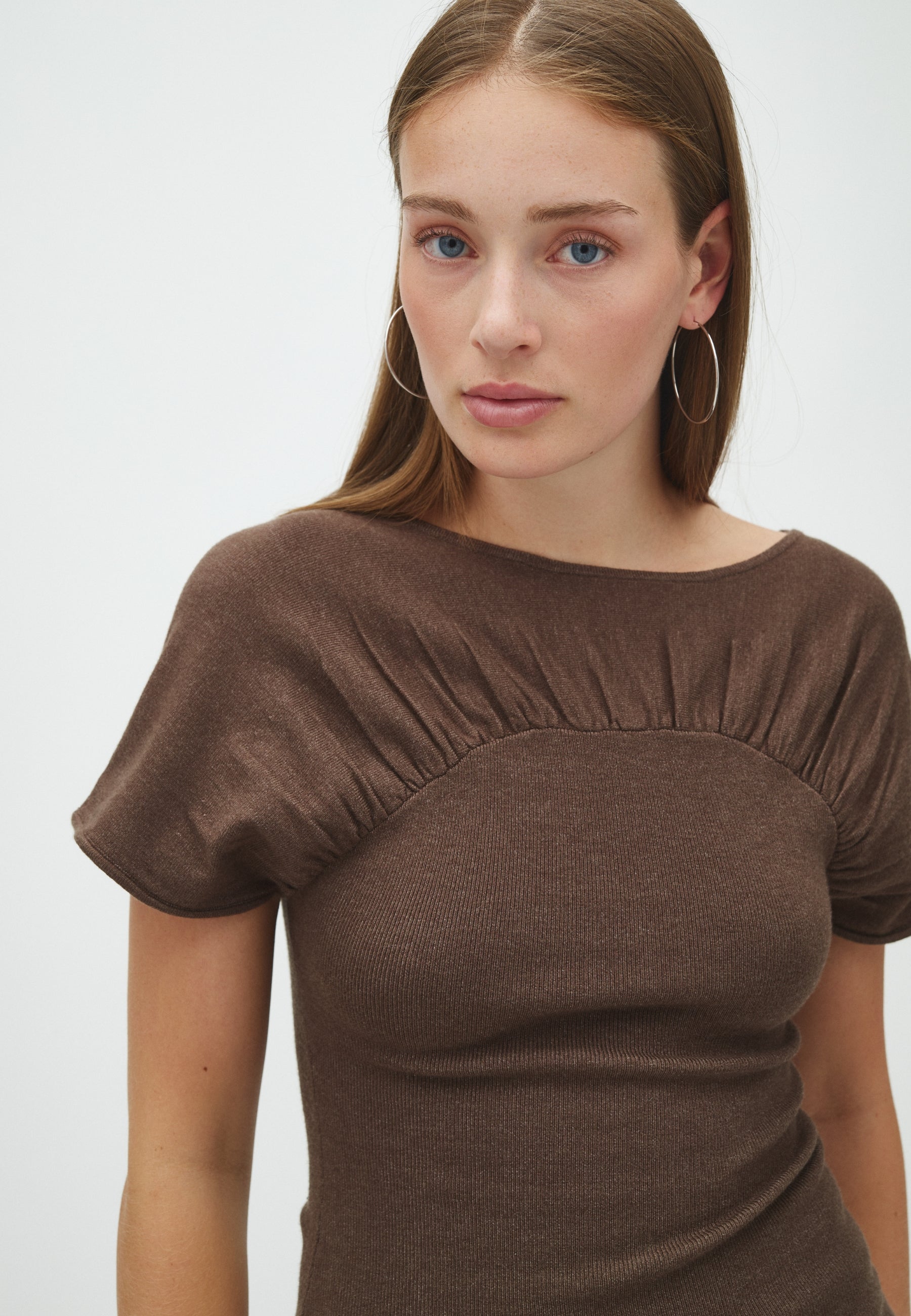167346 Manthea Knit Top_Brown Melange_Model_1