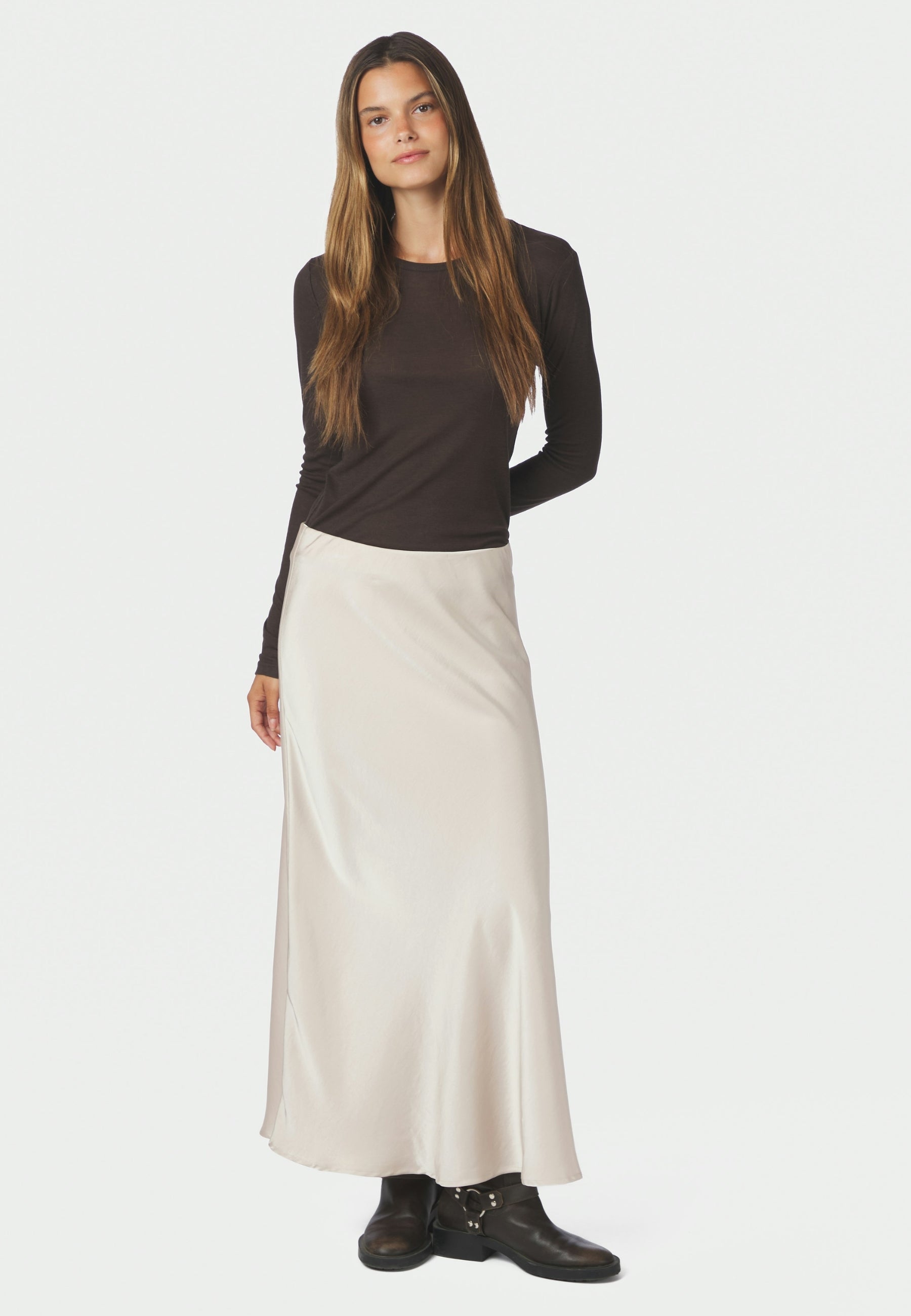 157755 Bovary Skirt_Champagne_Model_0
