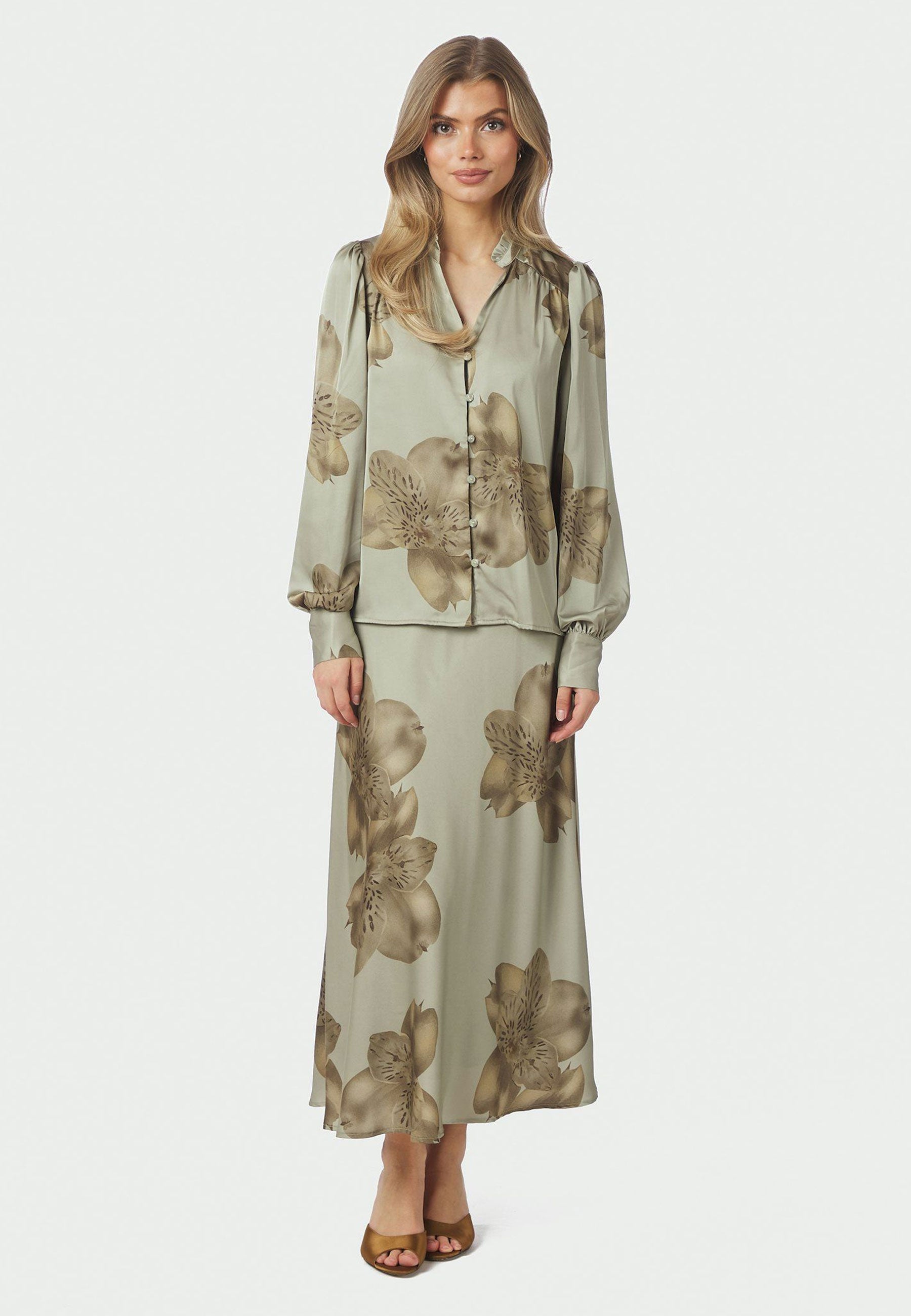 168285 Bovary Misty Orchid  Skirt_Smoke Green_Model_0