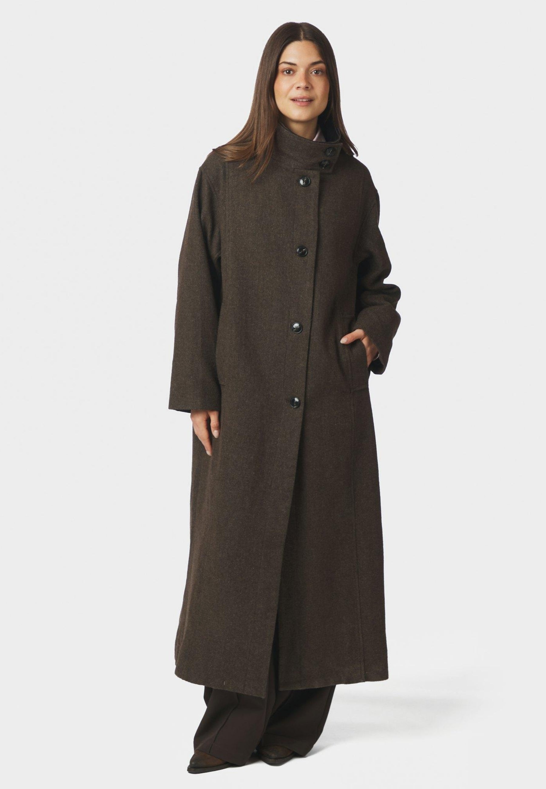 168540 Marcel Mini Check Coat_Brown_Model_0