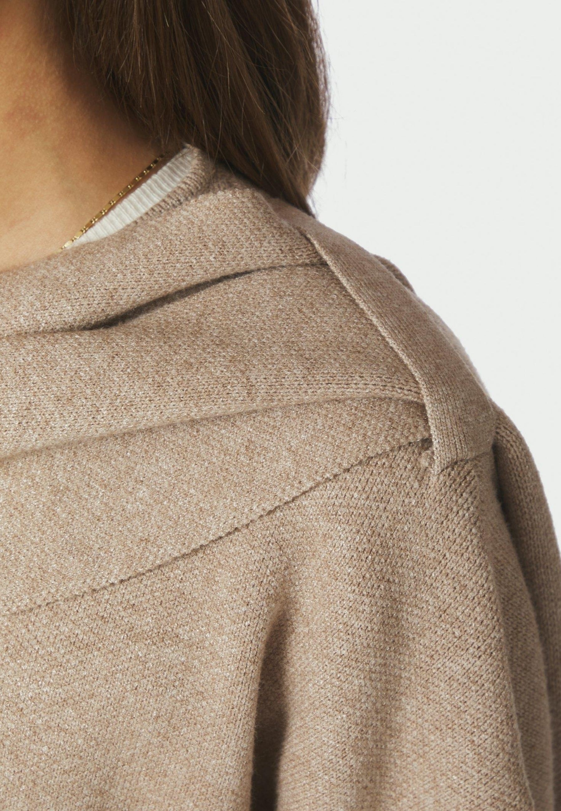 166203 Wals Knit Scarf Blouse_Beige_Model_1