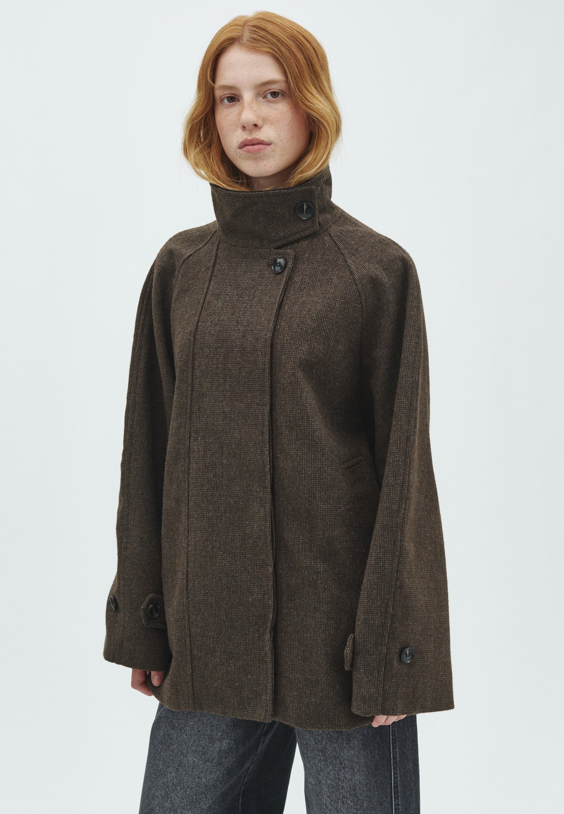 170037 Lariel Mini Check Jacket_Brown_Model_3