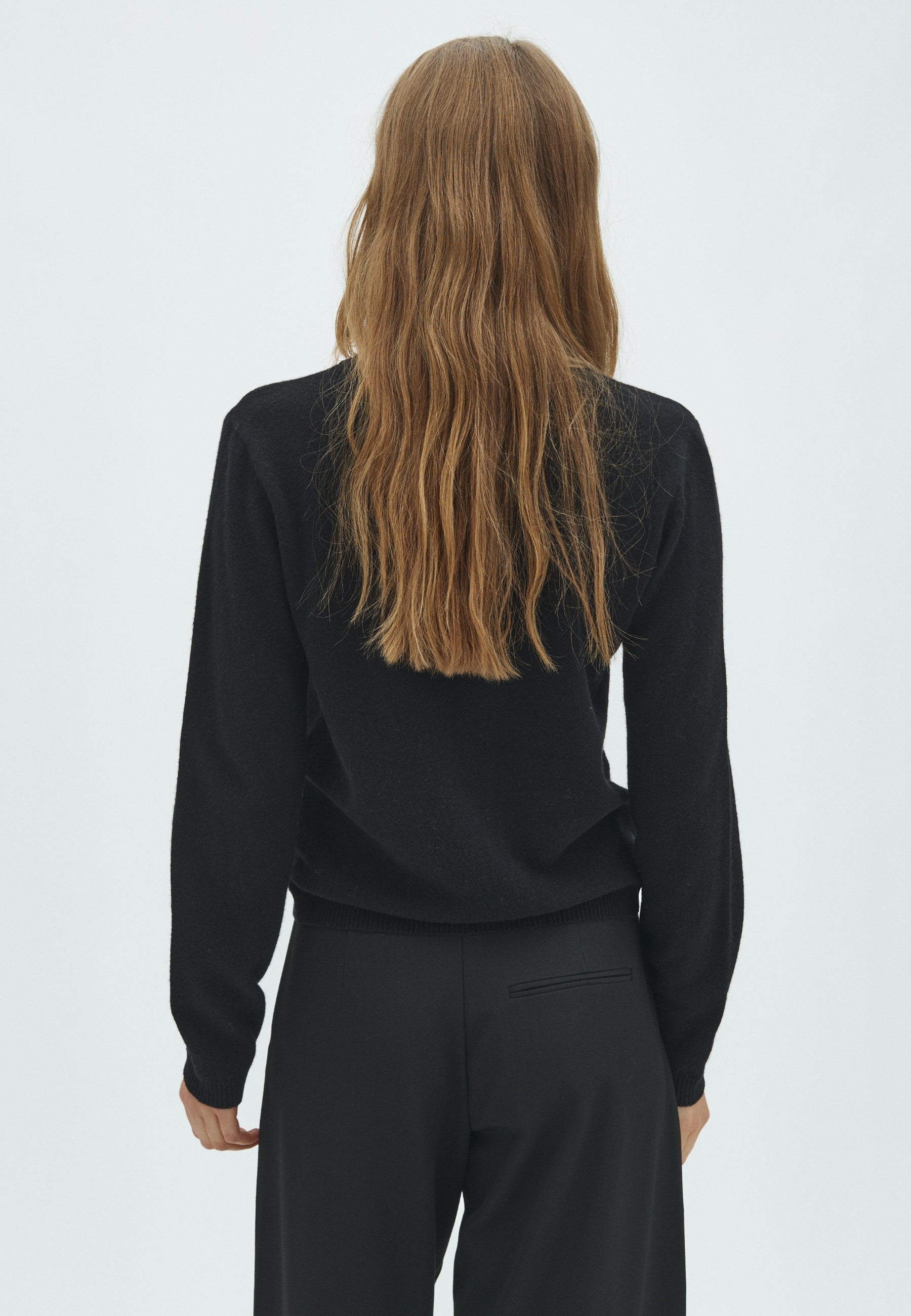 Christin V-M_Black_Model_2