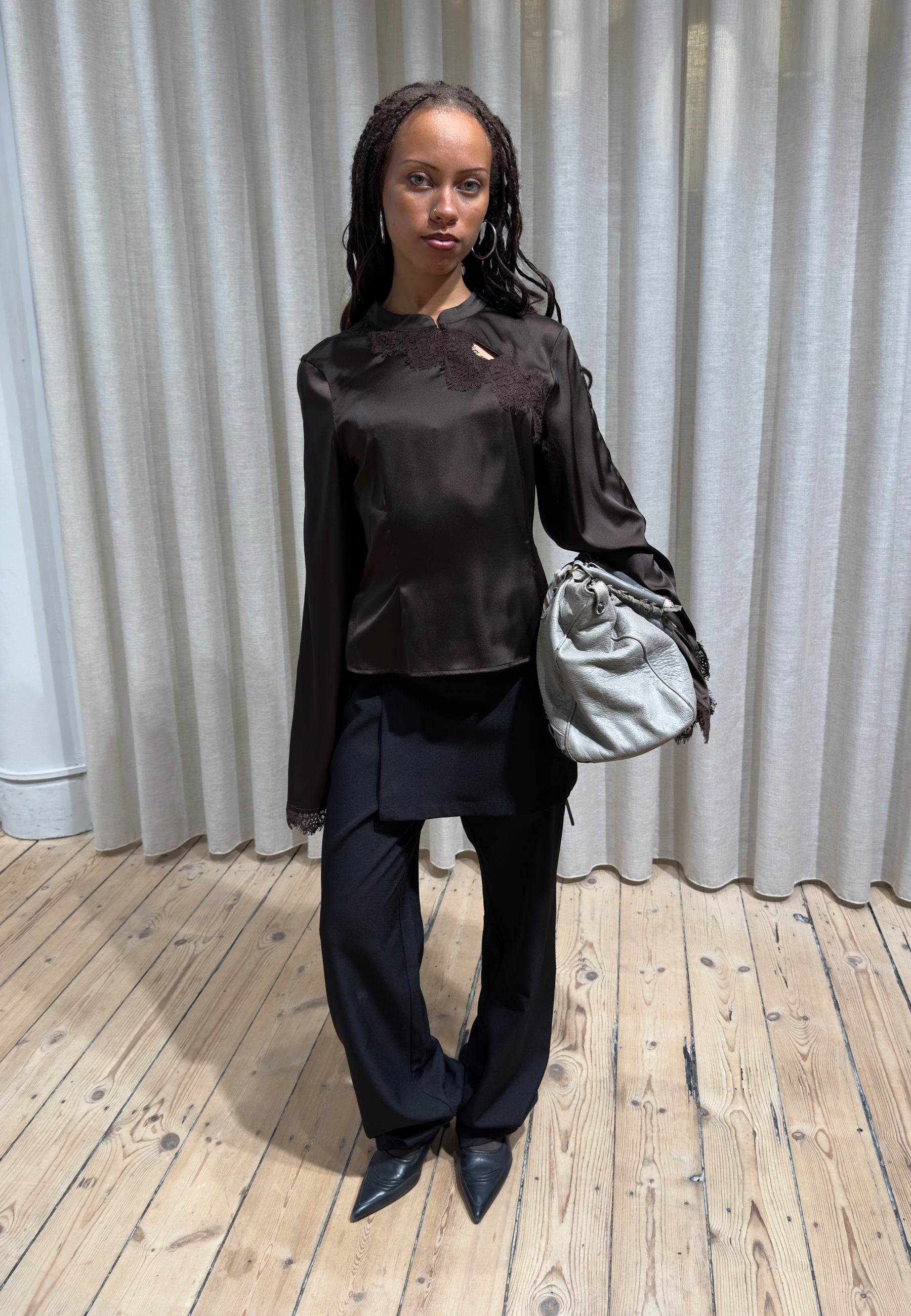 Irene-F_Dark Brown_Content_0