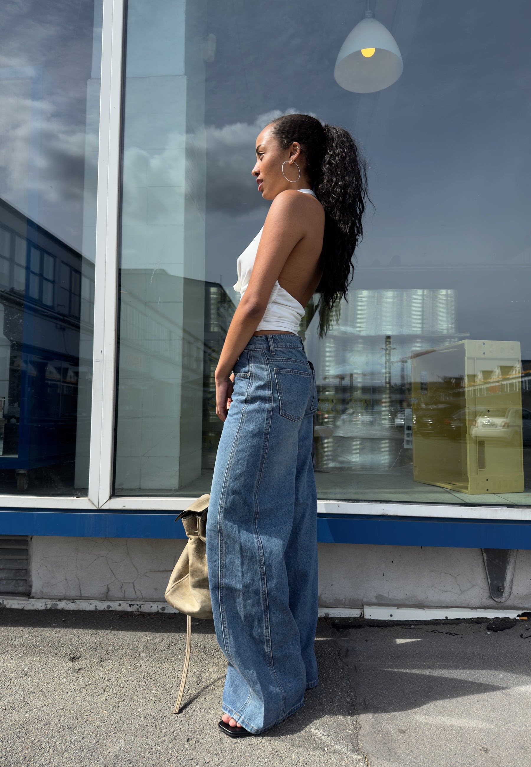 Ferrol-F_Blue Stone_Content_1