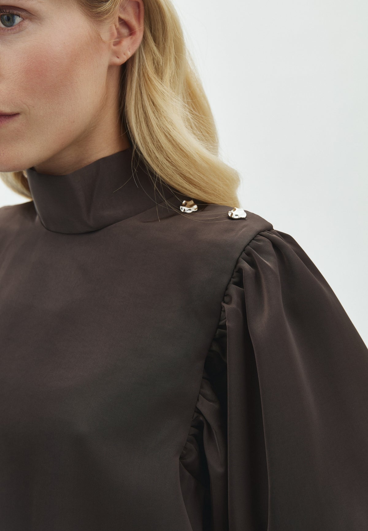 171157 Warisa Heavy Sateen Blouse_Dark Brown_Model_1