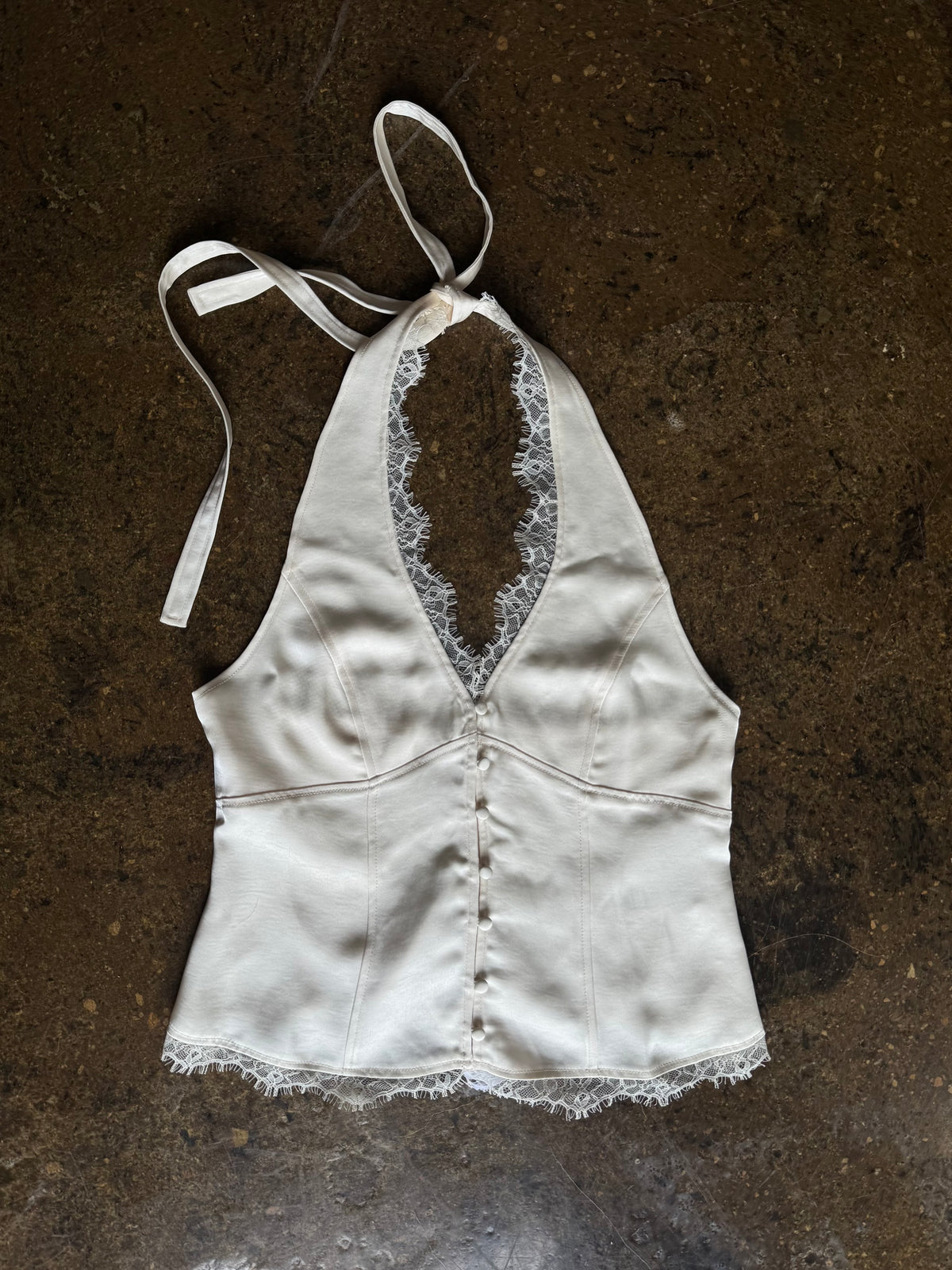 Camijo-F_Antique White_Content_0
