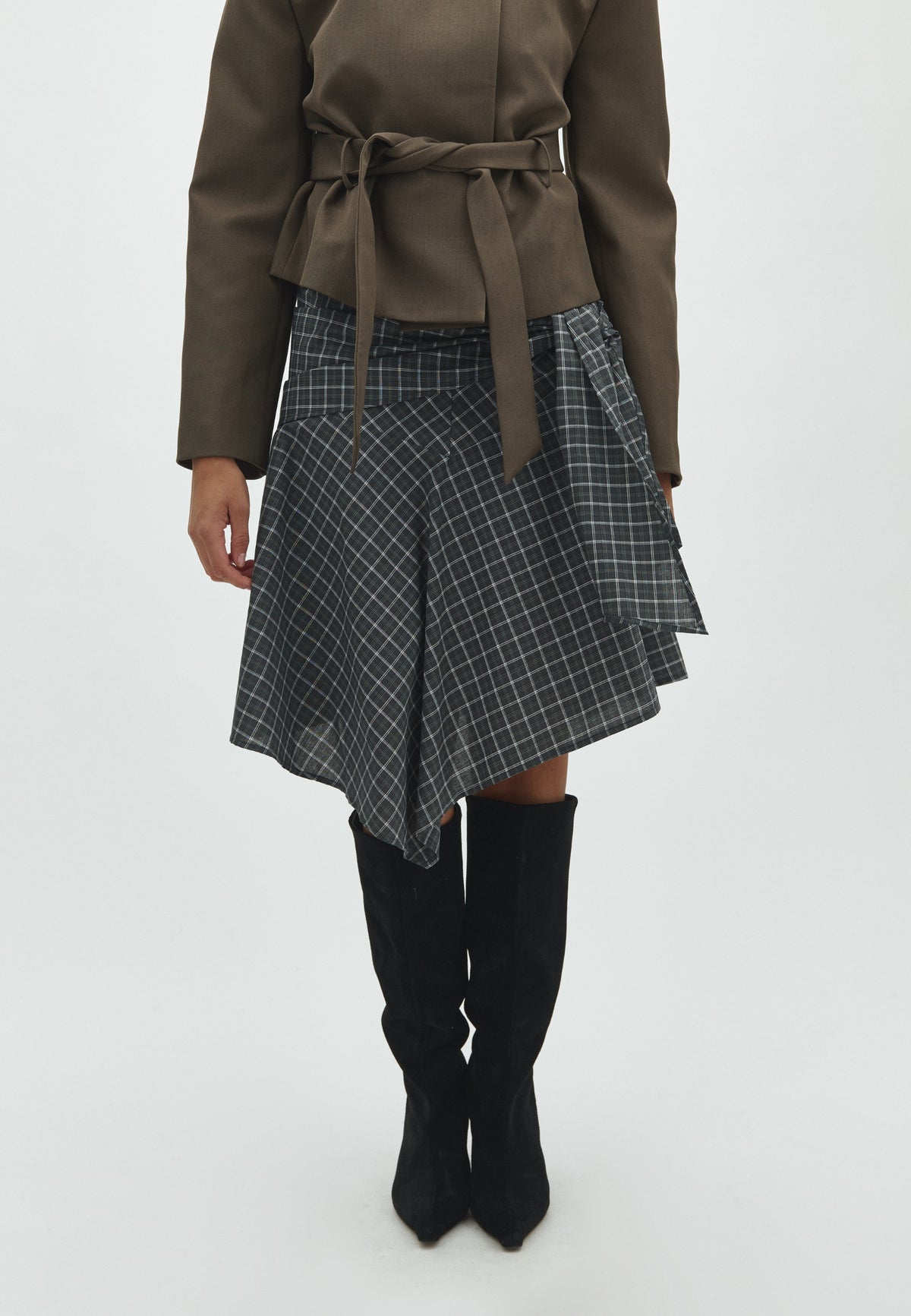171613 Tabella Check Skirt_Dusty Green_Model_1